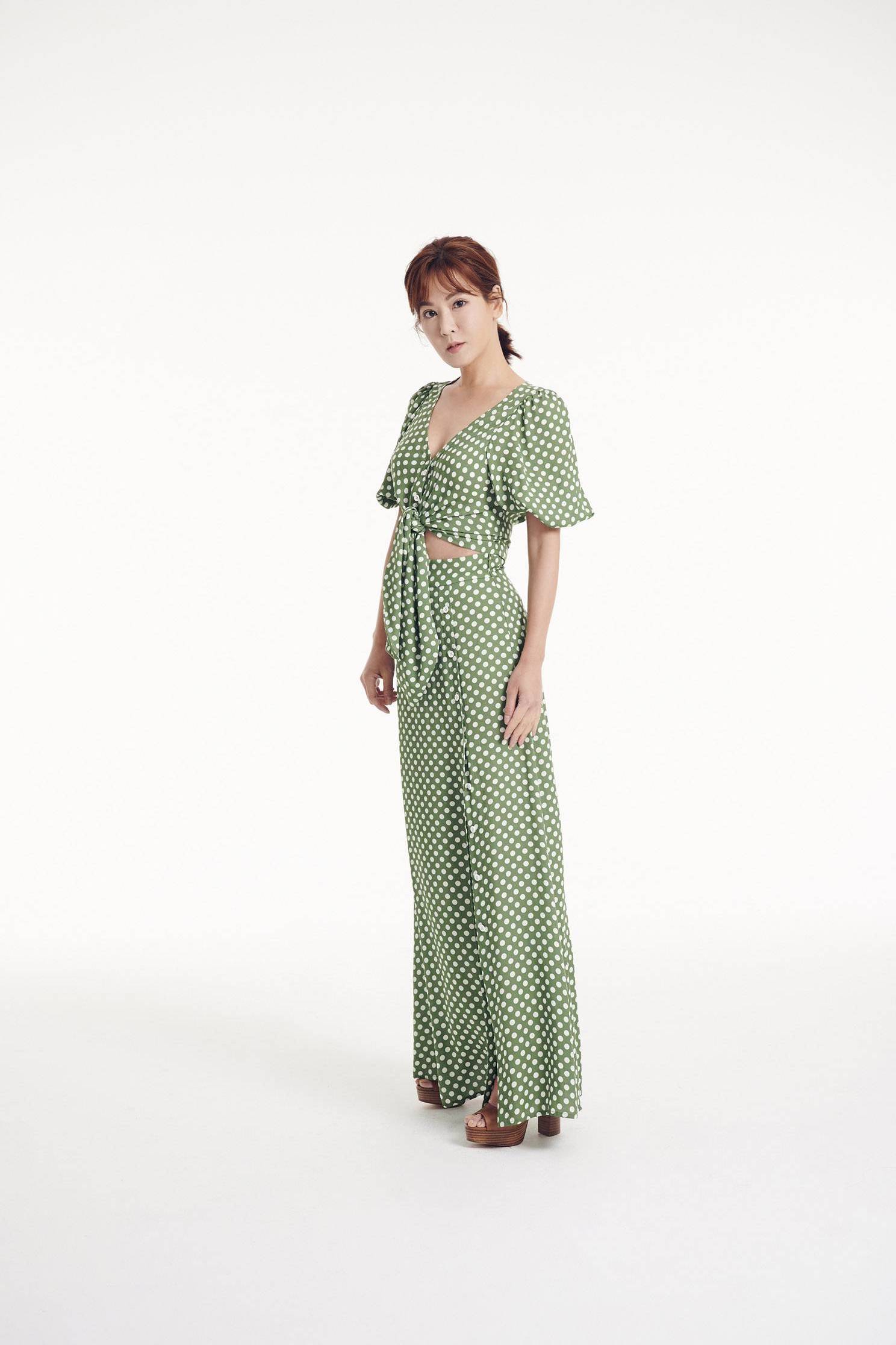 V-word puff sleeve dot set (skirt),top,onlinelimitededition,longskirt