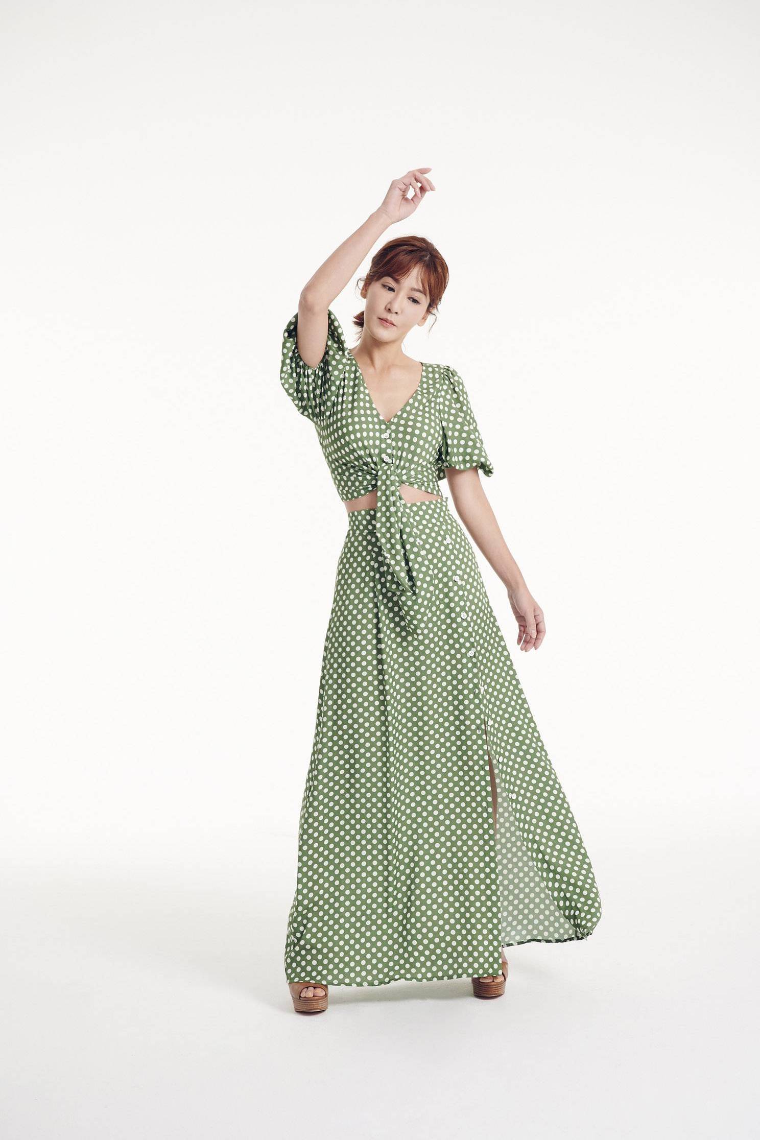 V-word puff sleeve dot set (skirt),top,onlinelimitededition,longskirt