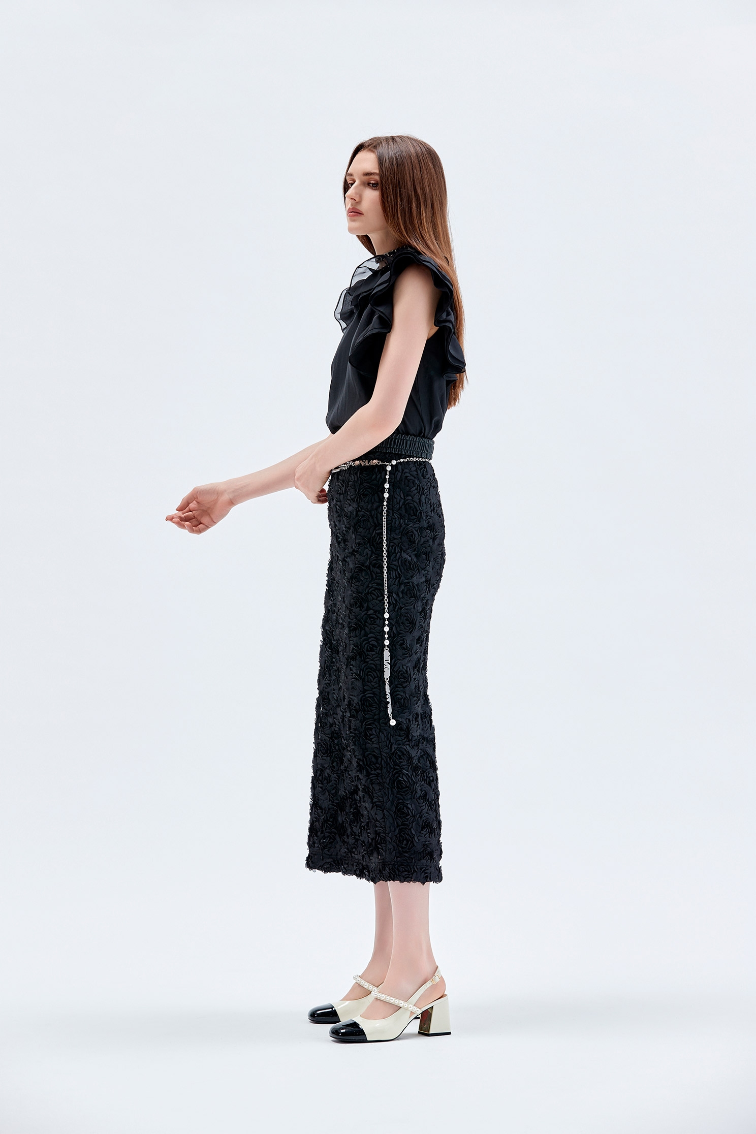 立體黑玫瑰繞花彈性長窄裙立體黑玫瑰繞花彈性長窄裙,秋冬穿搭,窄裙,花花世界,黑色裙子