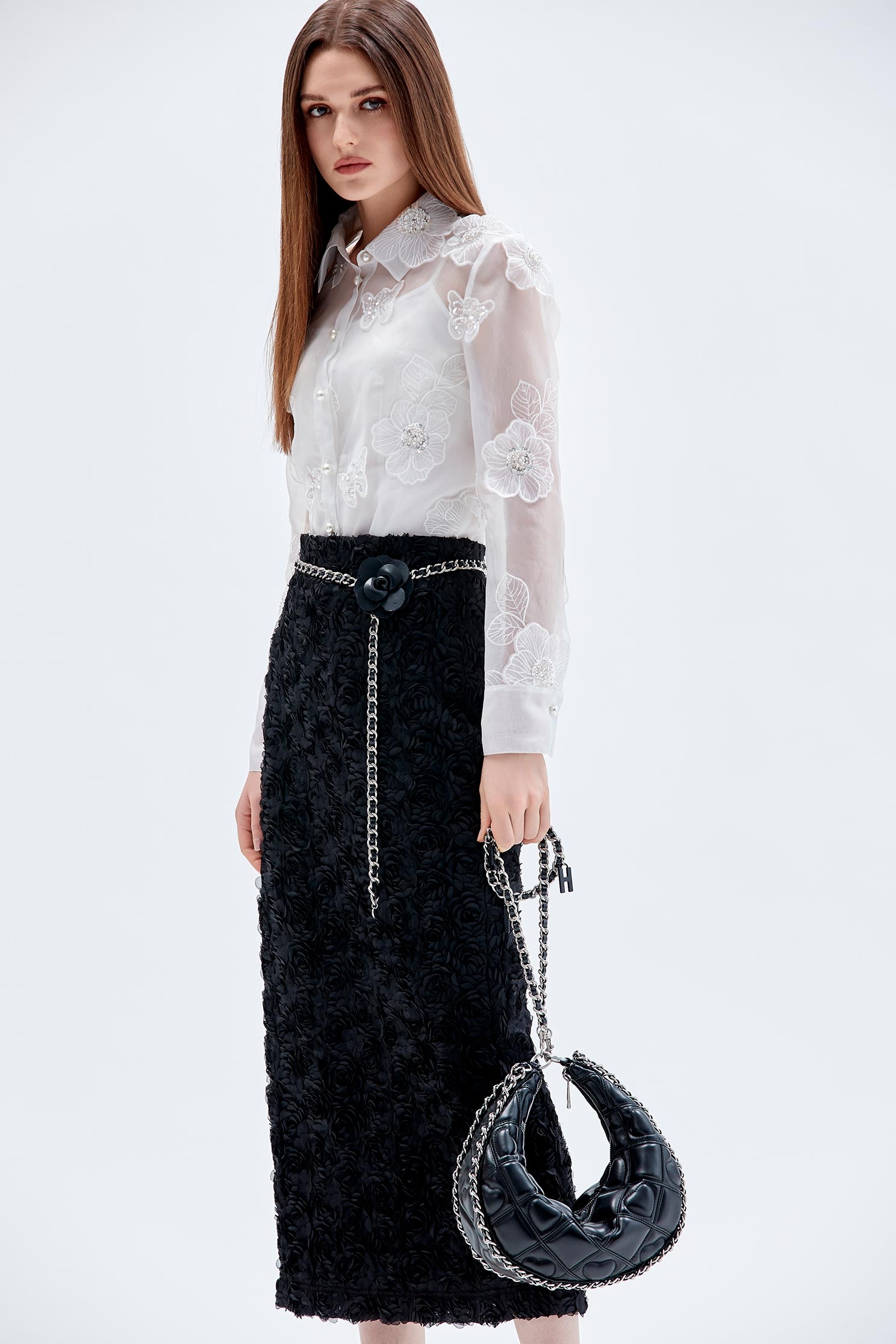 立體黑玫瑰繞花彈性長窄裙立體黑玫瑰繞花彈性長窄裙,秋冬穿搭,窄裙,花花世界,黑色裙子