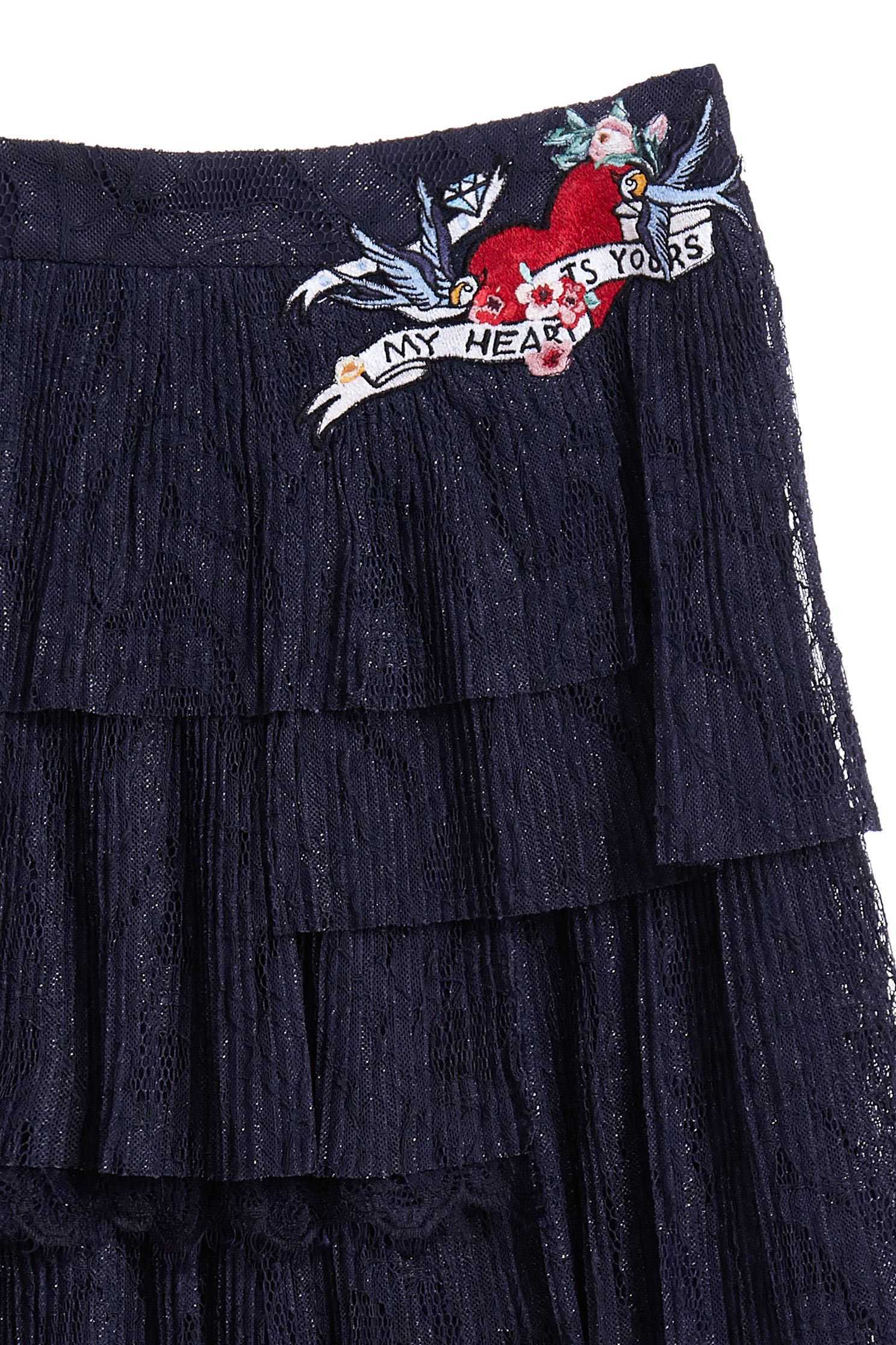 Asymmetrical lace skirt,embroidery,embroidered,lace,laceskirt,longskirt