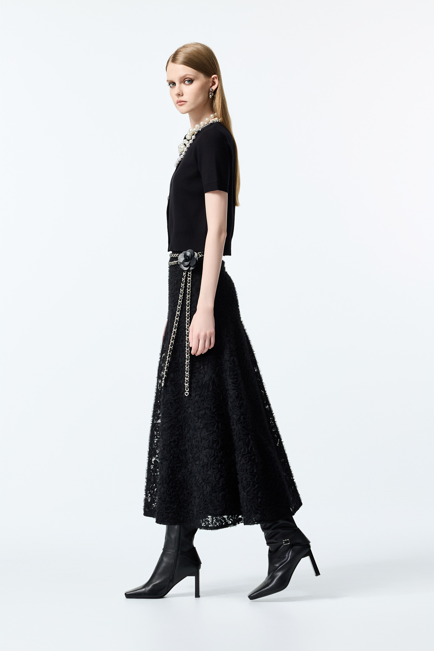 立體網布繡花展式波浪中長裙立體網布繡花展式波浪中長裙,上班OL穿搭,人氣商品,秋冬穿搭,約會特輯,繡花,花花世界,長裙