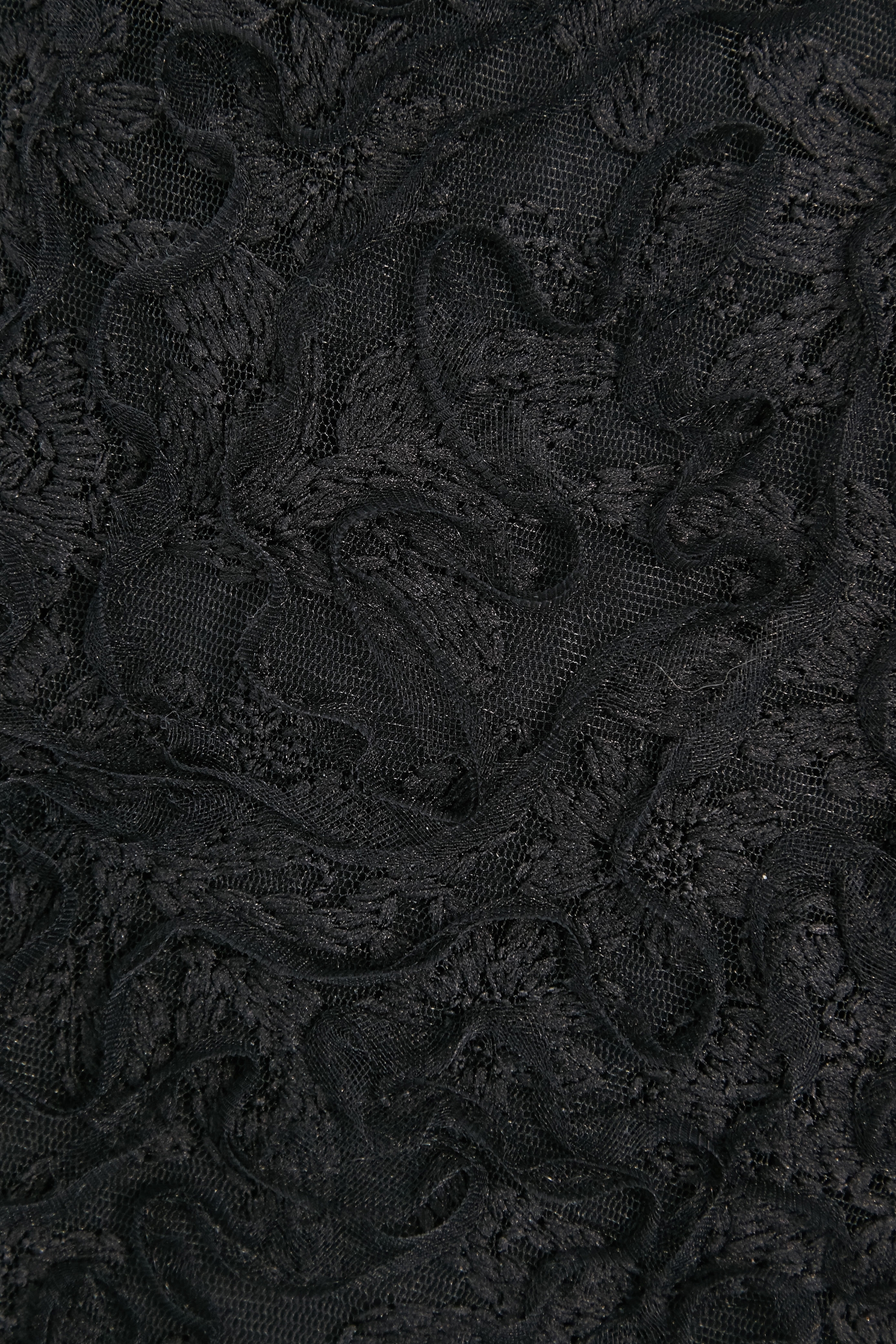 立體網布繡花展式波浪中長裙立體網布繡花展式波浪中長裙,上班OL穿搭,人氣商品,秋冬穿搭,約會特輯,繡花,花花世界,長裙