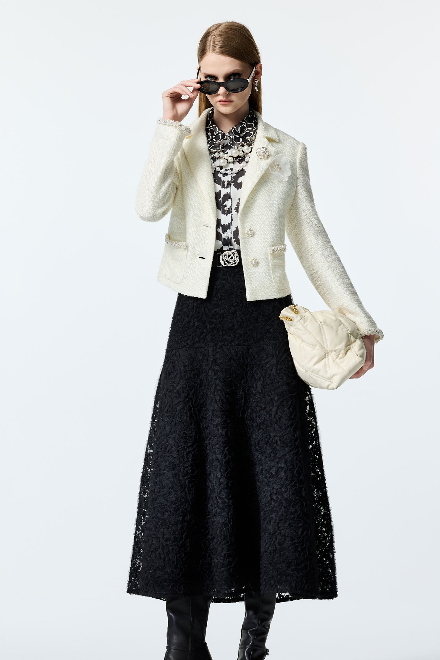 立體網布繡花展式波浪中長裙立體網布繡花展式波浪中長裙,上班OL穿搭,人氣商品,秋冬穿搭,約會特輯,繡花,花花世界,長裙