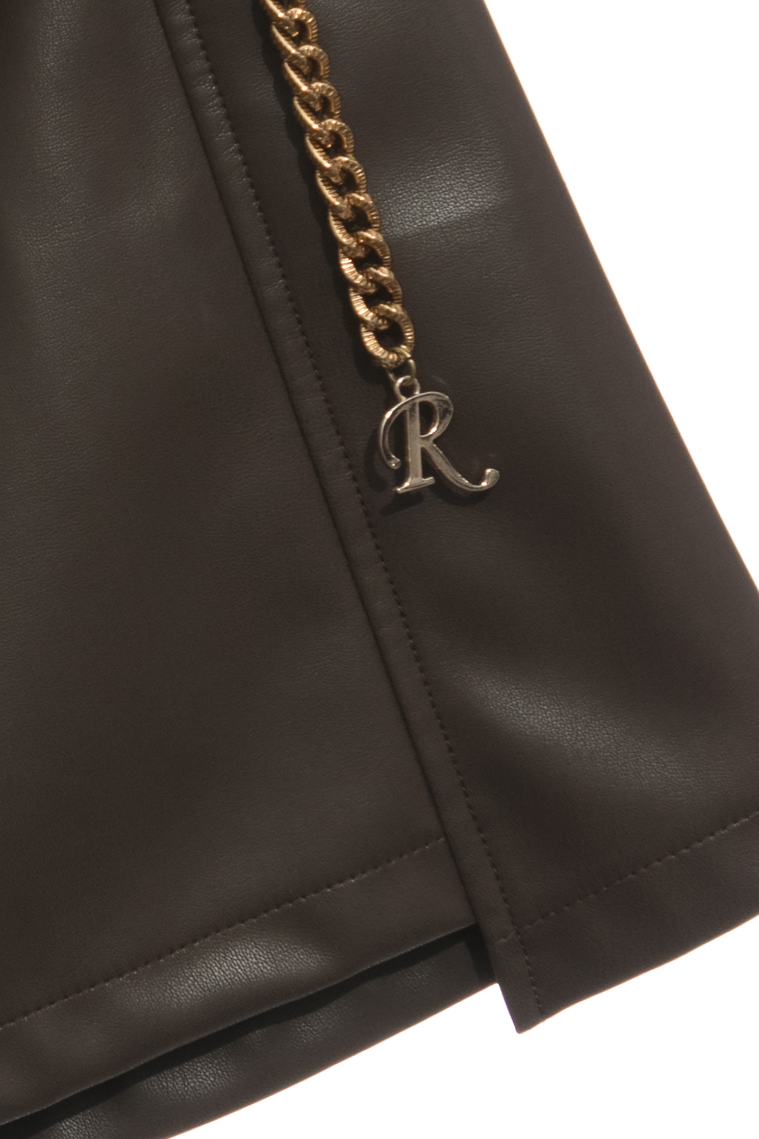 質樸焦糖色仿皮短裙質樸焦糖色仿皮短裙,短裙,秋冬穿搭