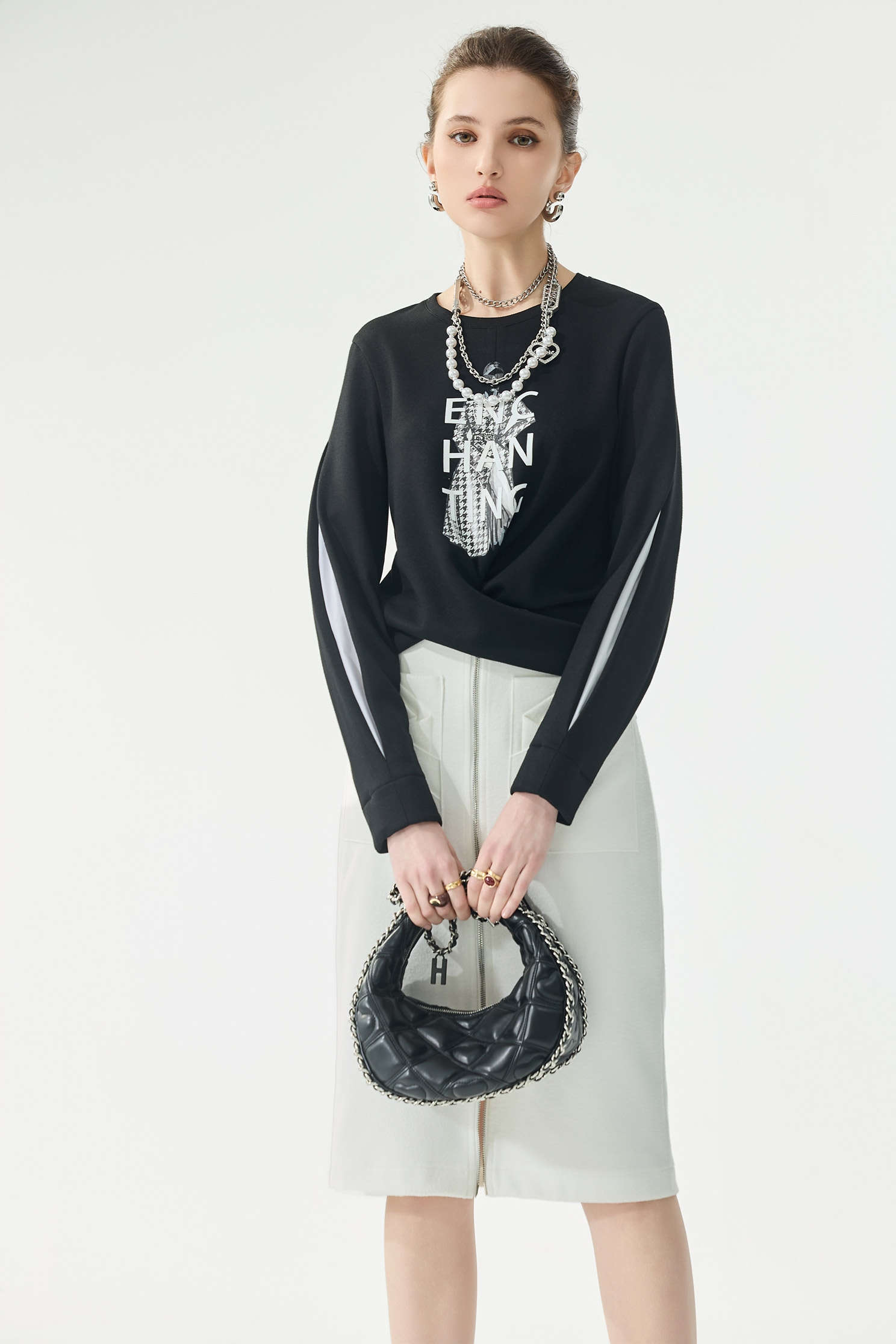 玫瑰花口袋窄裙玫瑰花口袋窄裙,上班OL穿搭,白色裙子,秋冬穿搭,窄裙