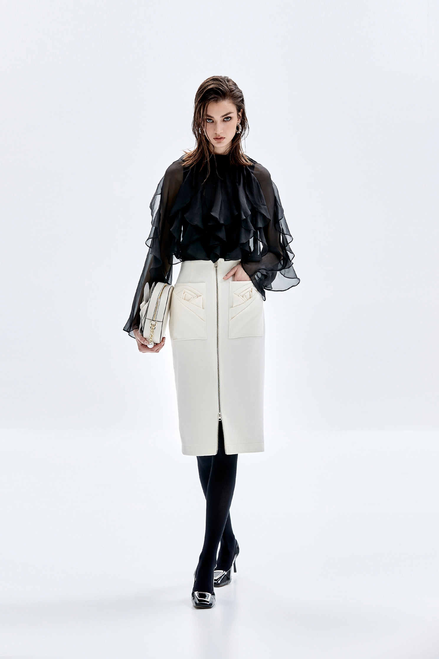 玫瑰花口袋窄裙玫瑰花口袋窄裙,上班OL穿搭,白色裙子,秋冬穿搭,窄裙