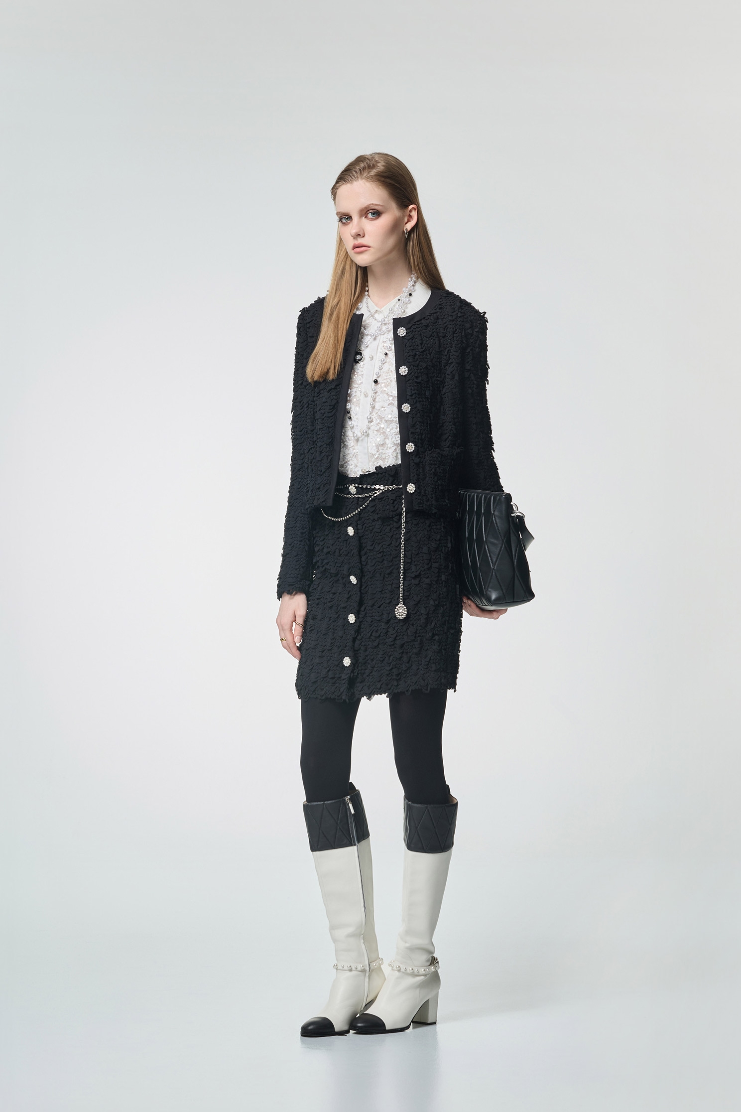 帶子紗式小香風珍珠釦短裙帶子紗式小香風珍珠釦短裙,上班OL穿搭,小香風,時髦成套搭配,派對特輯,珍珠,短裙,秋冬穿搭,約會特輯,花花世界