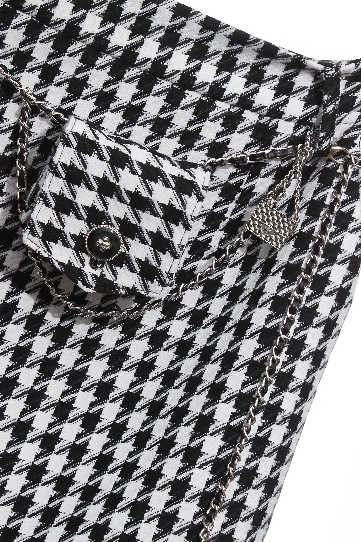 黑白千鳥格腰鍊小包短裙黑白千鳥格腰鍊小包短裙,A字裙,上班OL穿搭,時髦成套搭配,皮革,短裙,秋冬穿搭