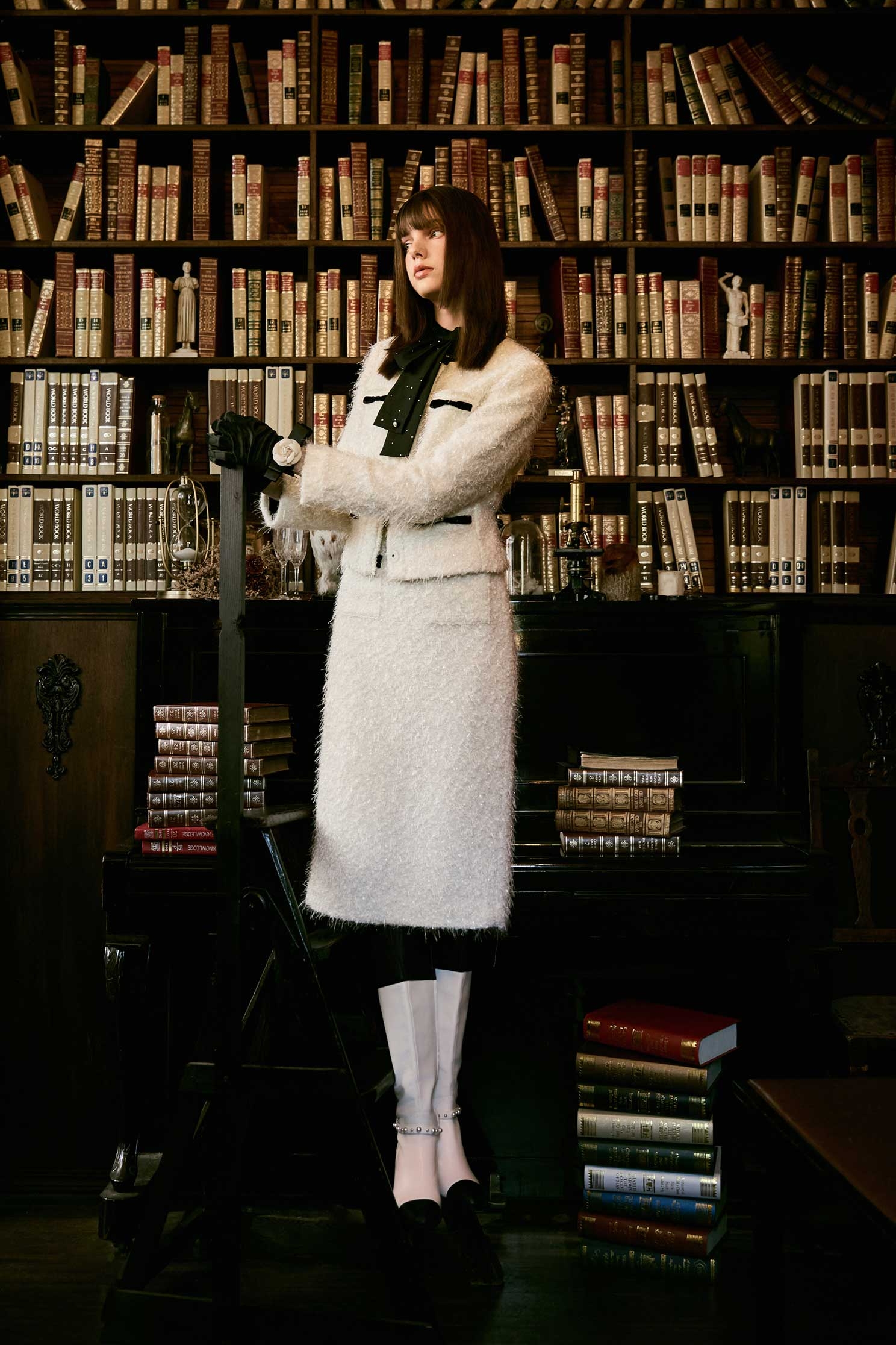 彈性花呢羽毛紗黑織帶中長窄裙彈性花呢羽毛紗黑織帶中長窄裙,上班OL穿搭,春夏穿搭,時髦成套搭配,窄裙,長裙