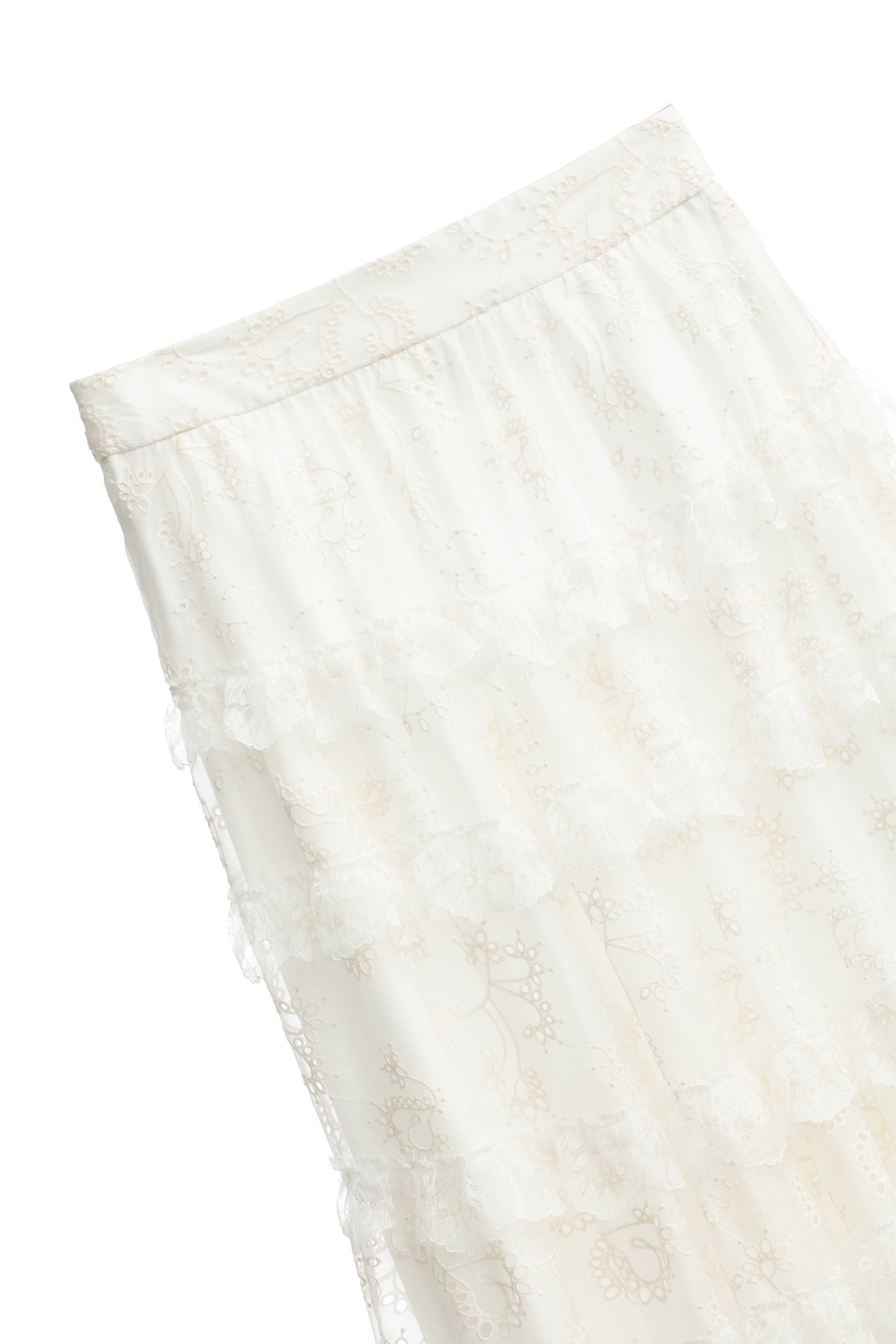 雪紡繡花蛋糕長裙雪紡繡花蛋糕長裙,刺繡,春夏穿搭,白色裙子,約會特輯,繡花,蕾絲,長裙,雪紡,雪紡裙,雪紡長裙