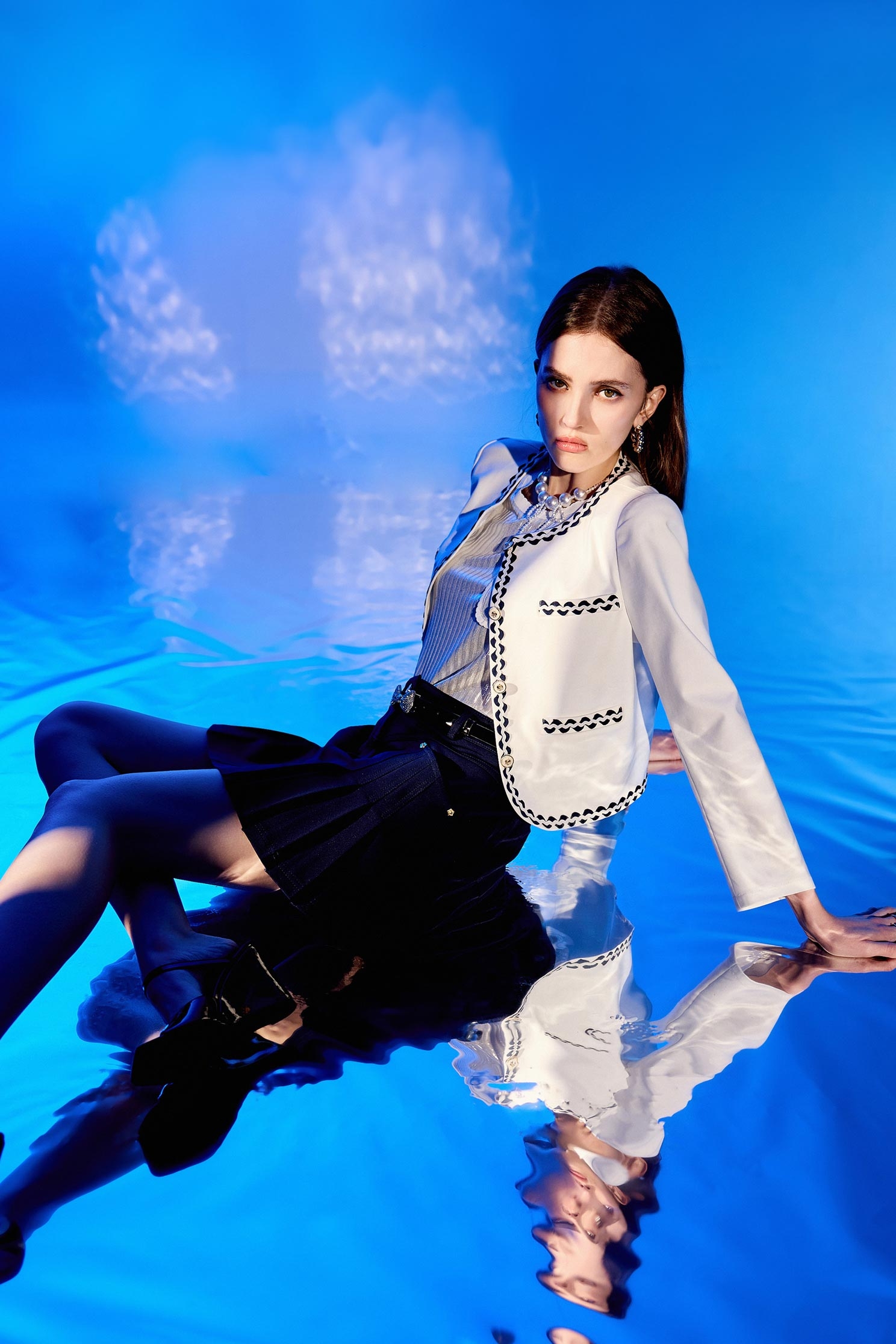 暮色藍摺飾短裙暮色藍摺飾短裙,人氣商品,春夏穿搭,時髦成套搭配,百摺裙,百褶短裙,短裙,短褲,褲裙