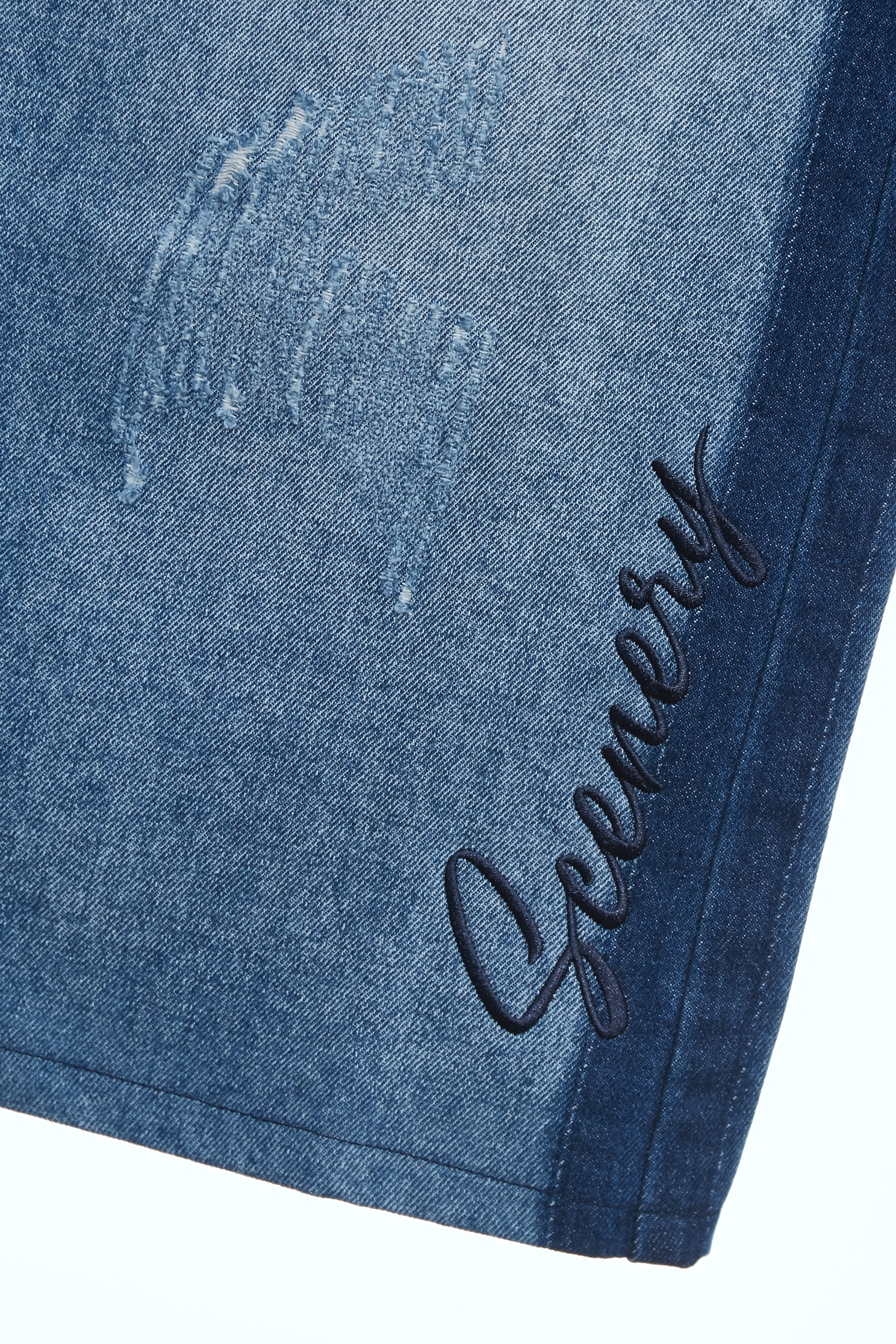 顯瘦刷色牛仔長裙顯瘦刷色牛仔長裙,丹寧,刺繡,春夏穿搭,牛仔,牛仔裙,約會特輯,輕奢度假,輕奢渡假,長裙