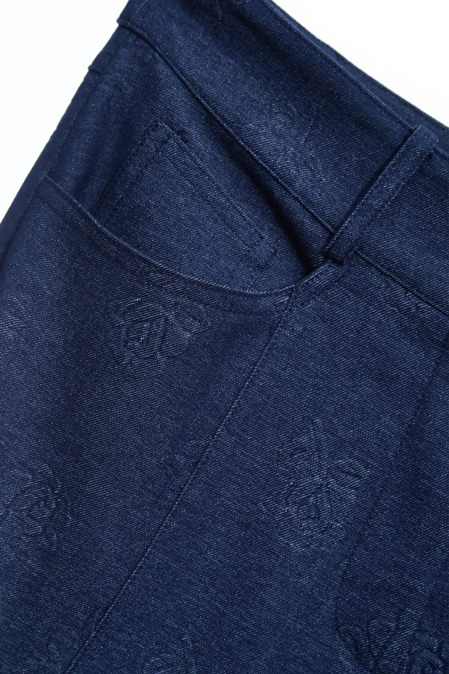 溫室花園壓花九分直筒褲溫室花園壓花九分直筒褲,喇叭褲,春夏穿搭,褲子