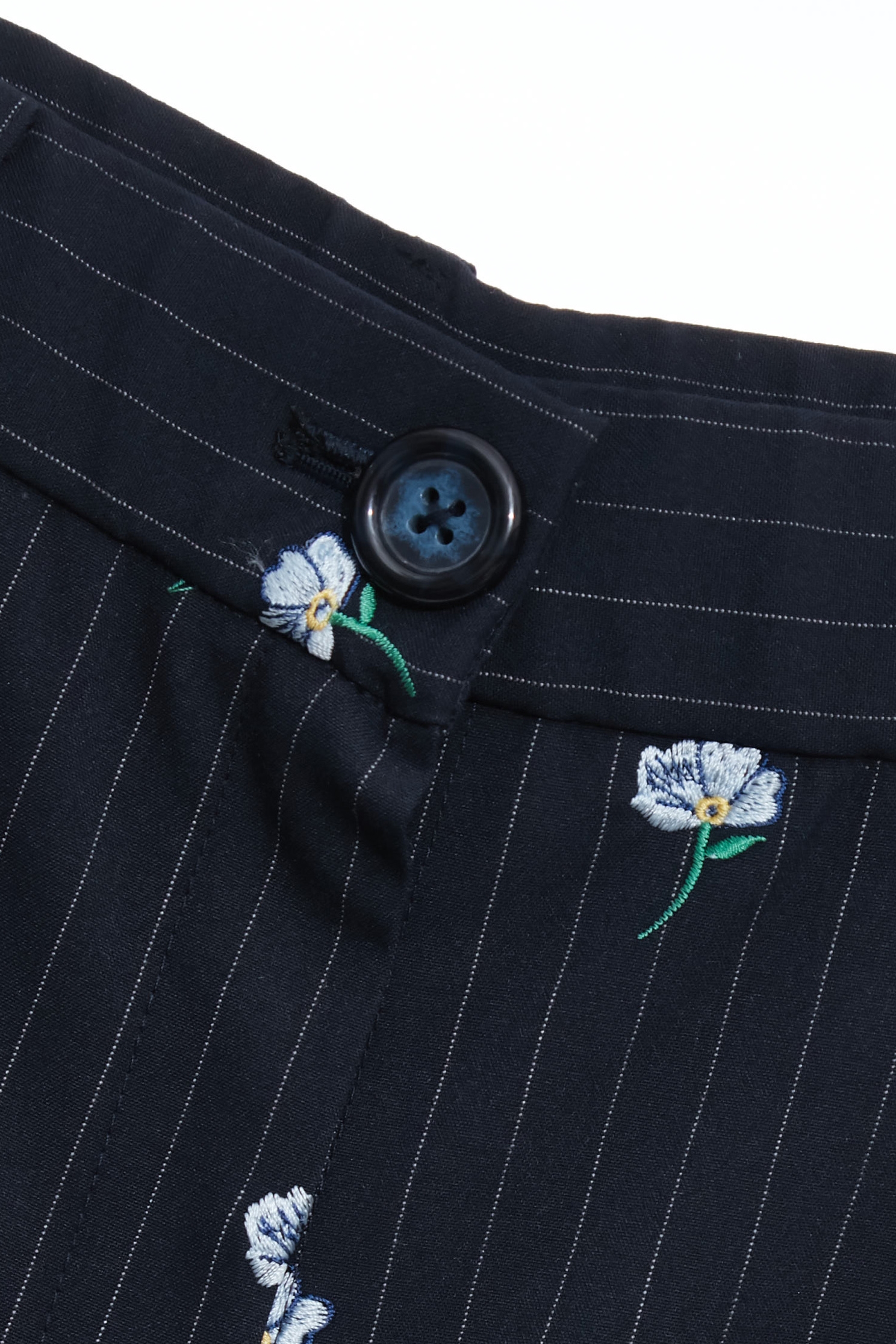 溫室花卉刺繡西裝寬褲溫室花卉刺繡西裝寬褲,人氣商品,刺繡,春夏穿搭,條紋,褲子,西裝褲