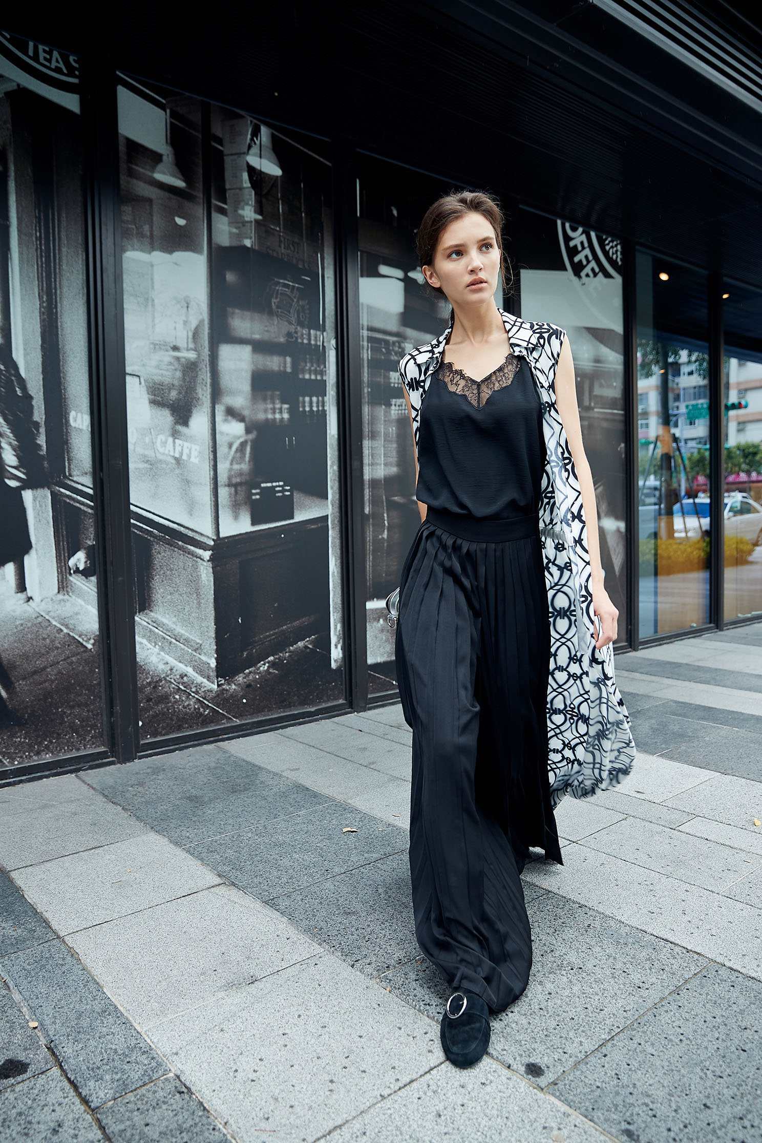 Chic pleated trouser,pants,chiffon,blackpants