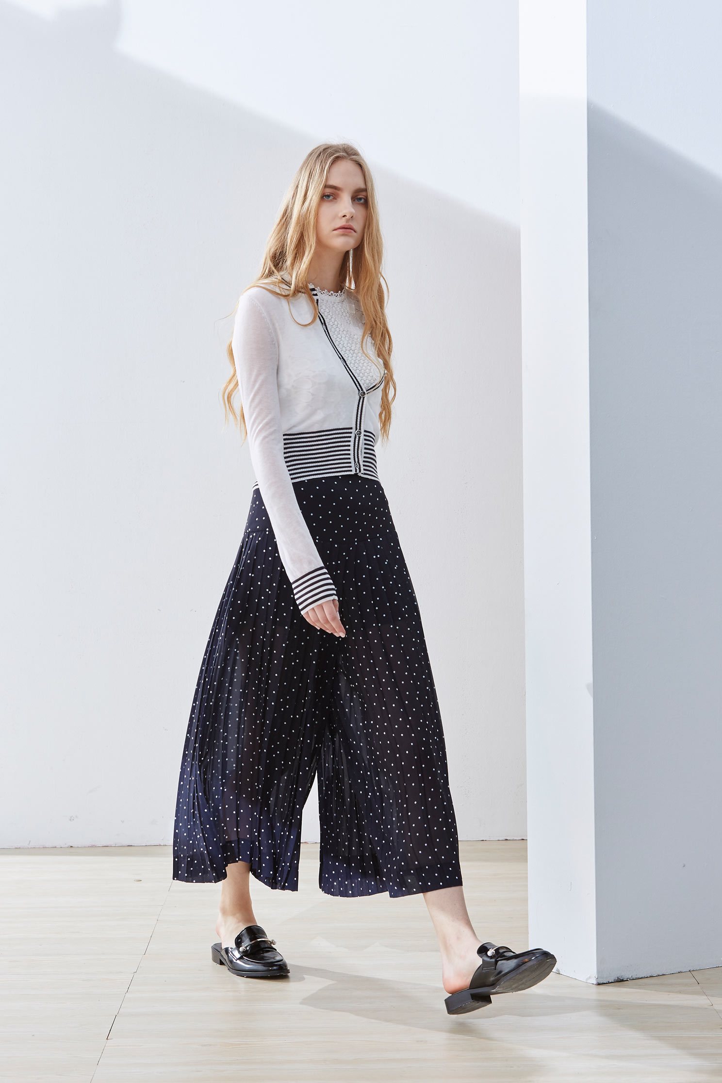 High waisted polka dot culottes,culottespants,pants,pants,chiffon,wasthin