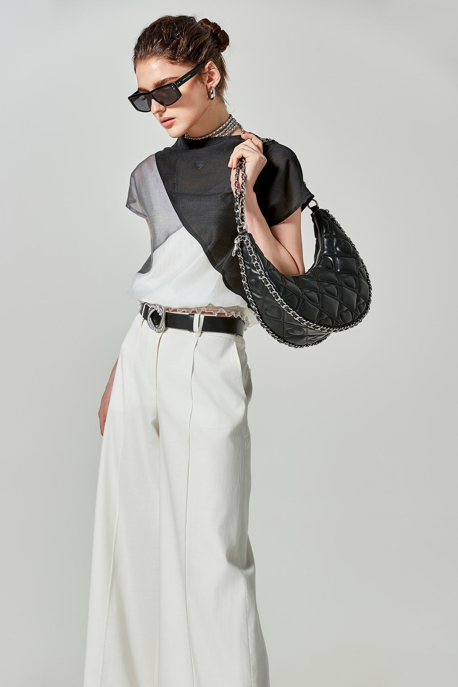 奶白色棉麻大寬褲奶白色棉麻大寬褲,人氣商品,寬褲,春夏穿搭,白色褲子,褲子