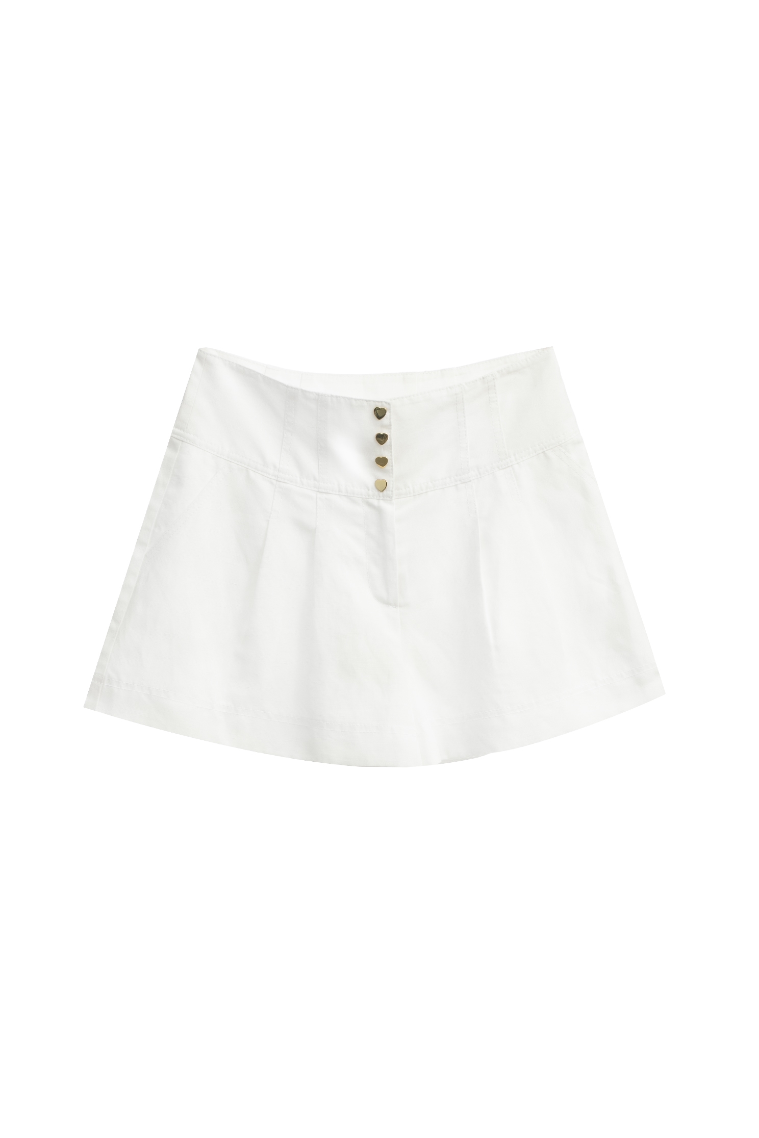 牛奶色愛心釦短褲牛奶色愛心釦短褲,春夏穿搭,白色短褲,白色褲子,短褲,褲子