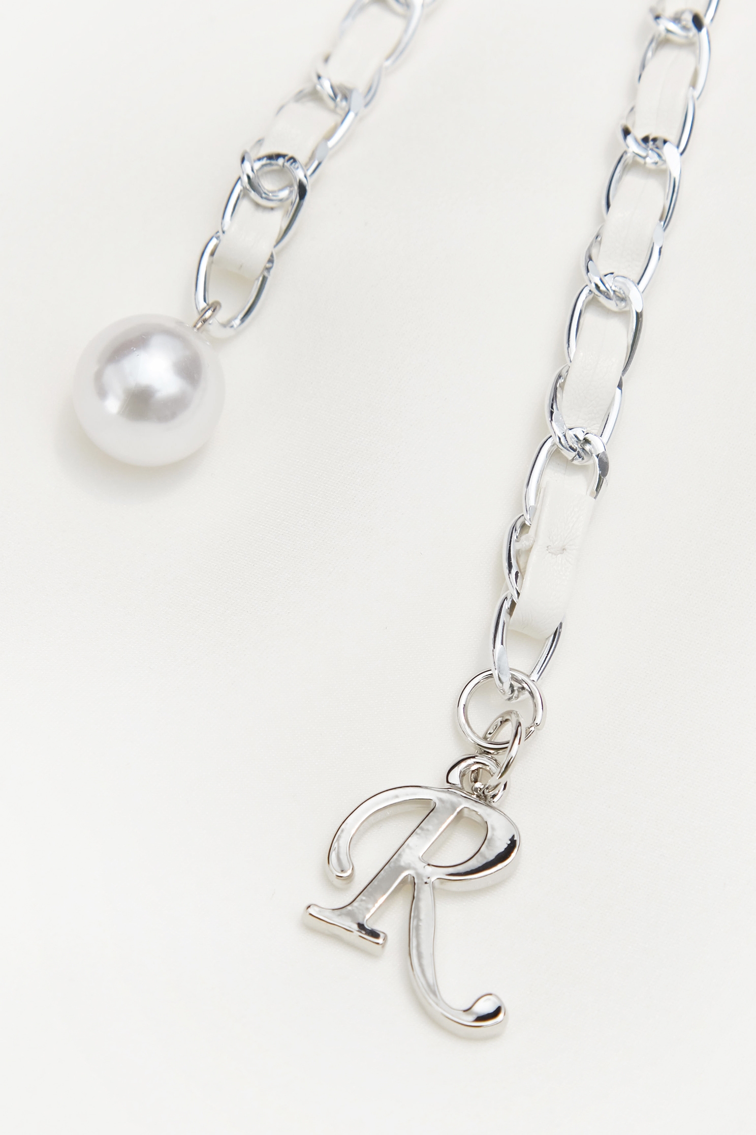 雪白腰鍊垂墜大寬褲雪白腰鍊垂墜大寬褲,人氣商品,寬褲,春夏穿搭,白色褲子,褲子