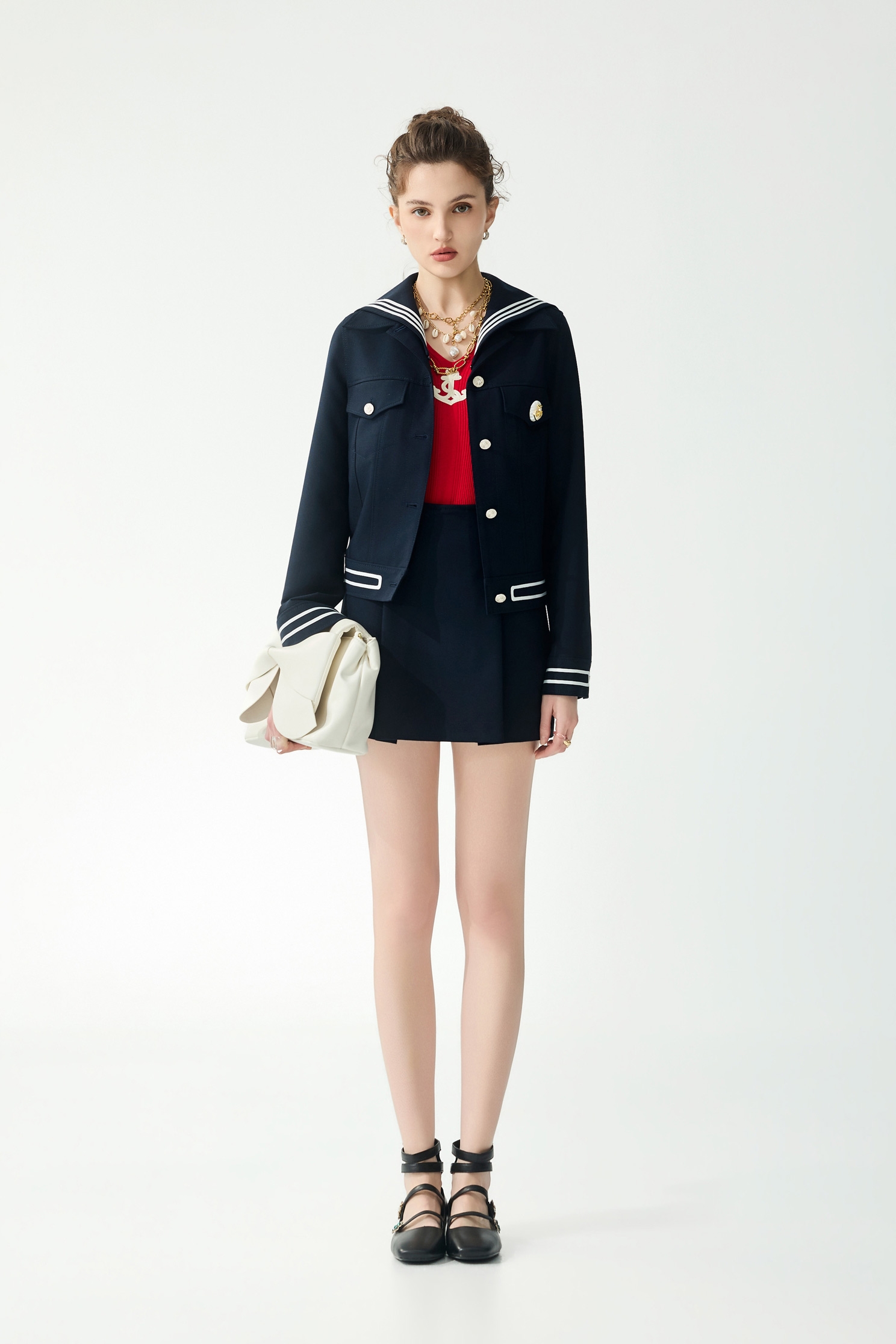 經典海軍藍摺飾短褲裙經典海軍藍摺飾短褲裙,春夏穿搭,褲子,褲裙