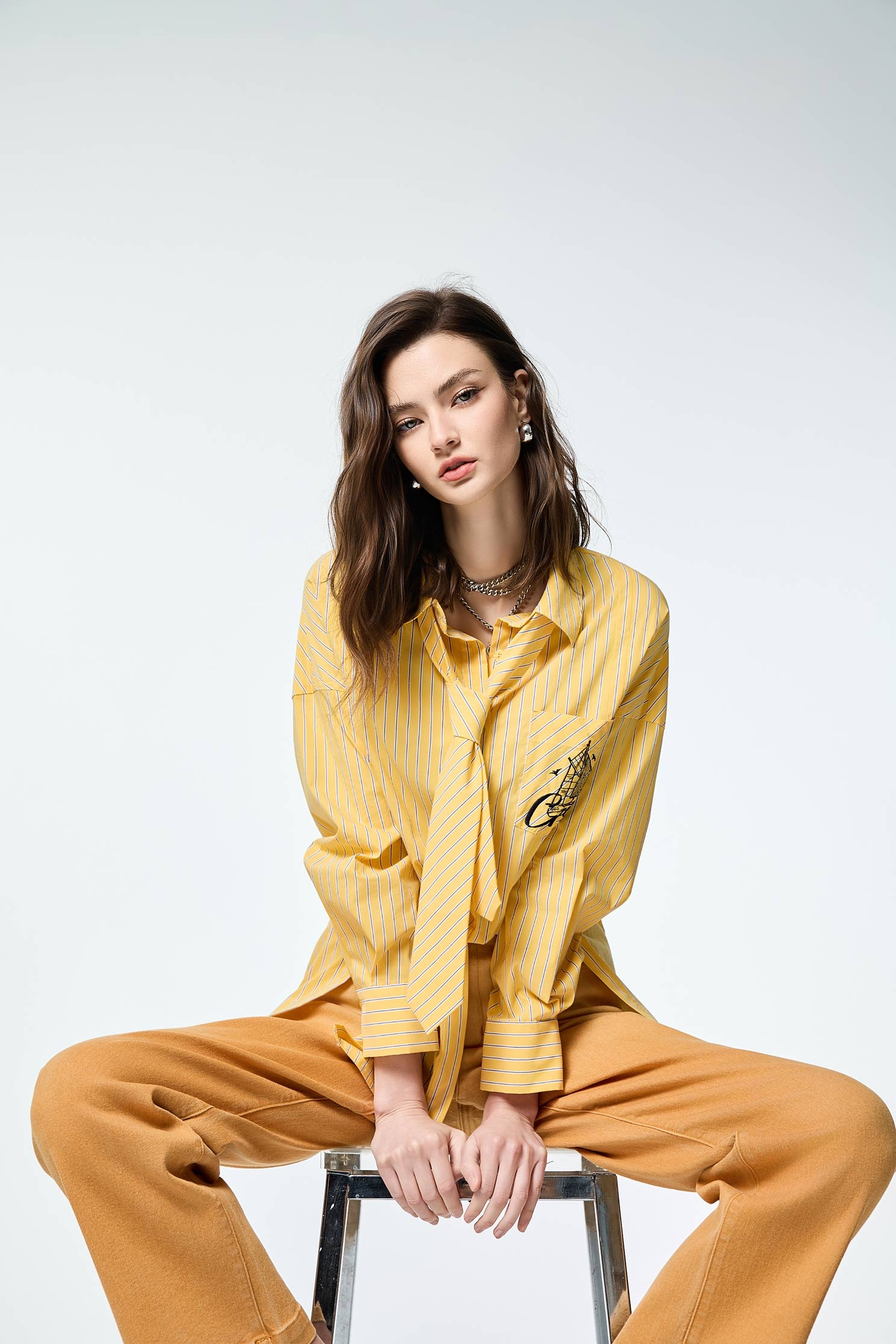 花粉黃漸層牛仔寬褲花粉黃漸層牛仔寬褲,時髦成套搭配,派對特輯,牛仔,牛仔褲,牛仔長褲,秋冬穿搭,純棉,褲子