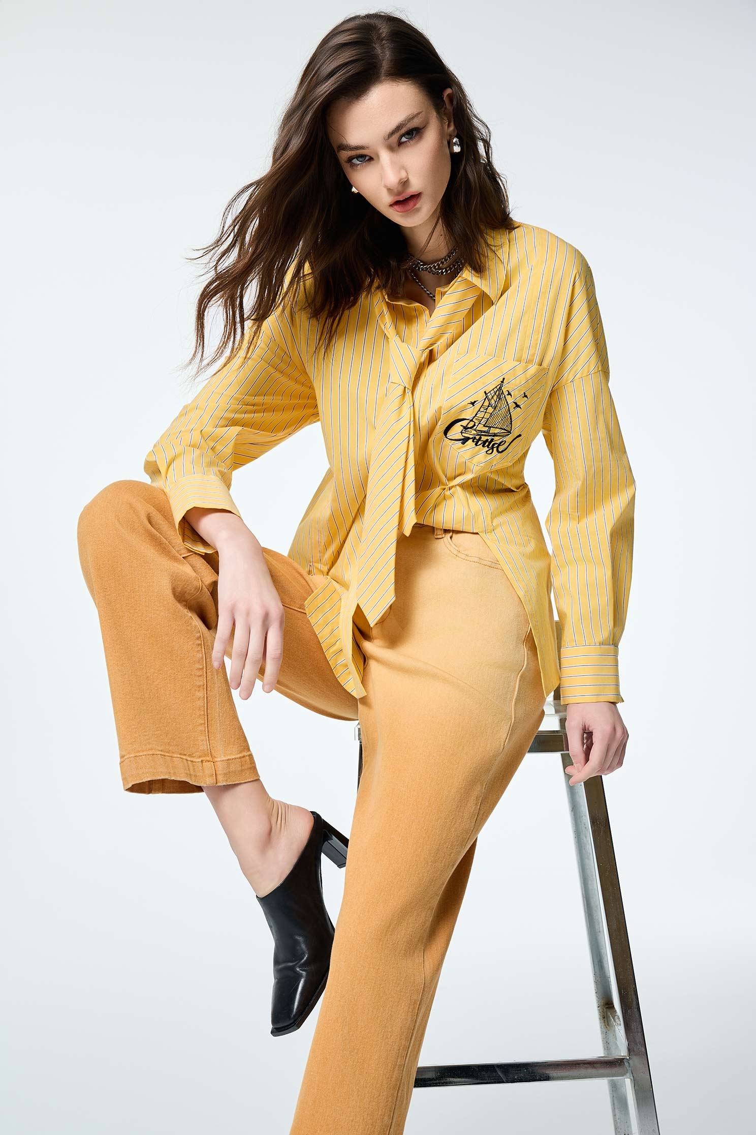 花粉黃漸層牛仔寬褲花粉黃漸層牛仔寬褲,時髦成套搭配,派對特輯,牛仔,牛仔褲,牛仔長褲,秋冬穿搭,純棉,褲子