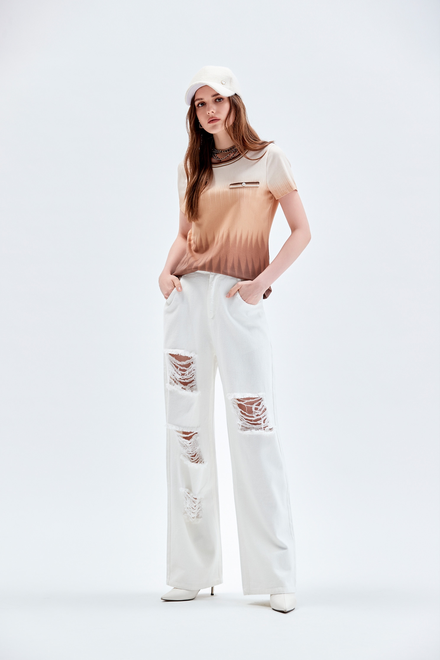 個性大刷破白色牛仔褲個性大刷破白色牛仔褲,牛仔,牛仔褲,牛仔長褲,白色褲子,白色長褲,秋冬穿搭,褲子