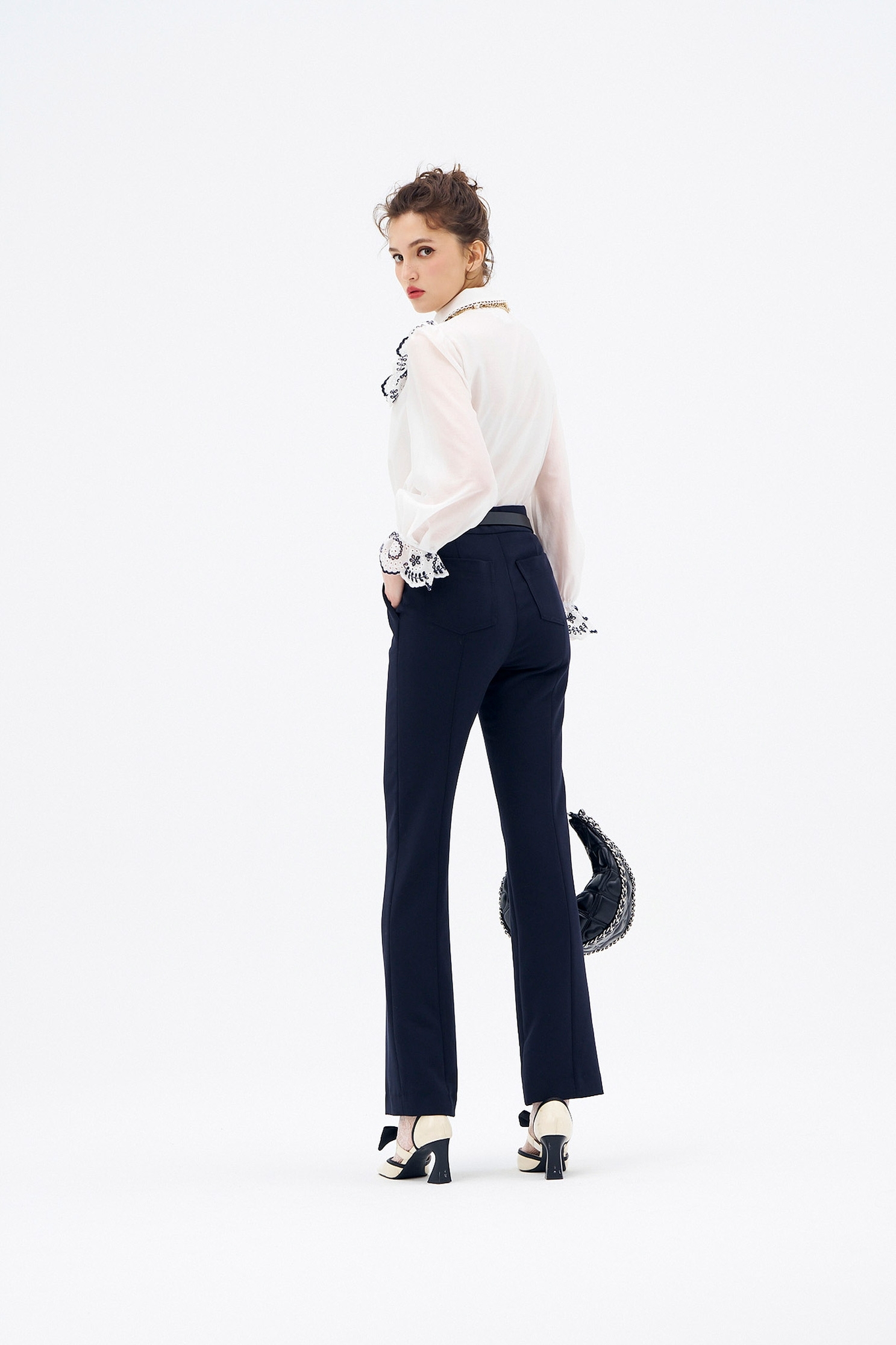 午夜藍配色腰長褲午夜藍配色腰長褲,秋冬穿搭,窄管褲,褲子,西裝褲