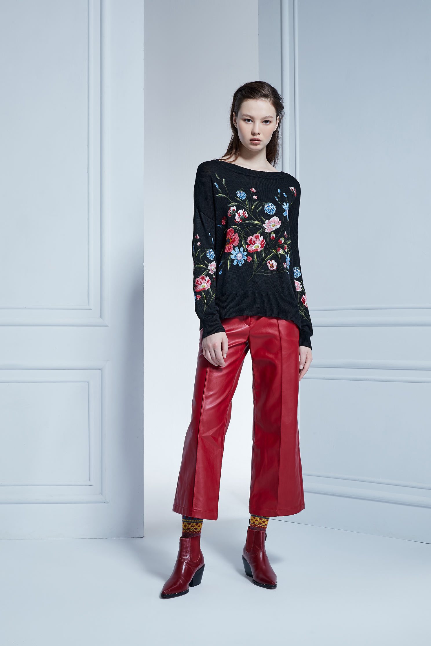 FAUX LEATHER TROUSERS,Pants,長褲