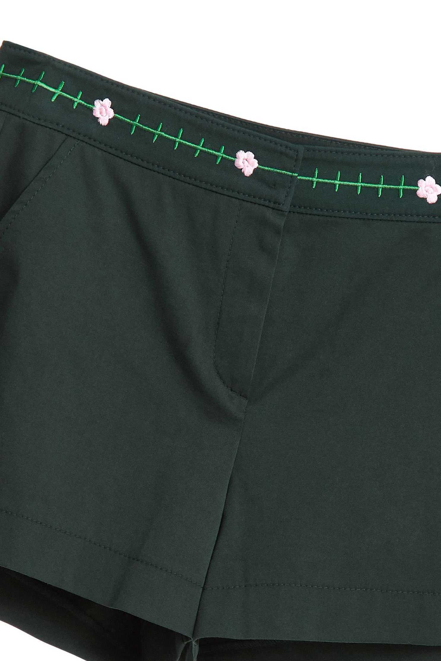 Embroidered waist shorts,shorts,embroidered,pants