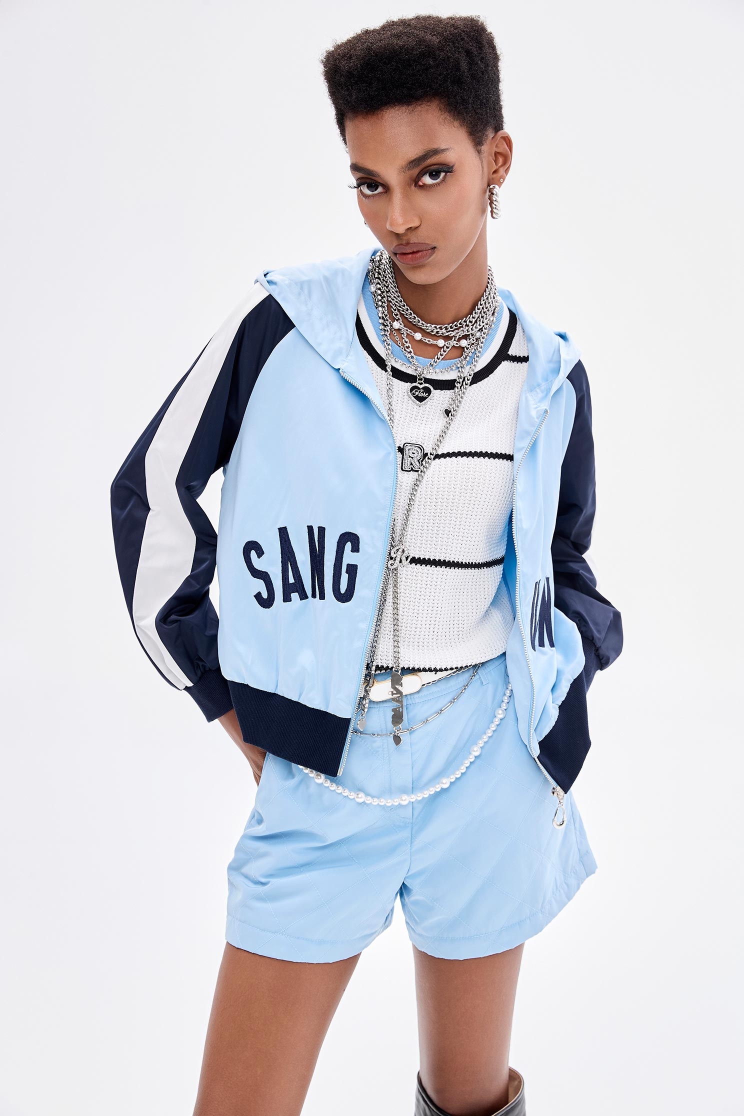 冰河藍菱格鋪棉短褲冰河藍菱格鋪棉短褲,時髦成套搭配,格紋,短褲,秋冬穿搭,褲子