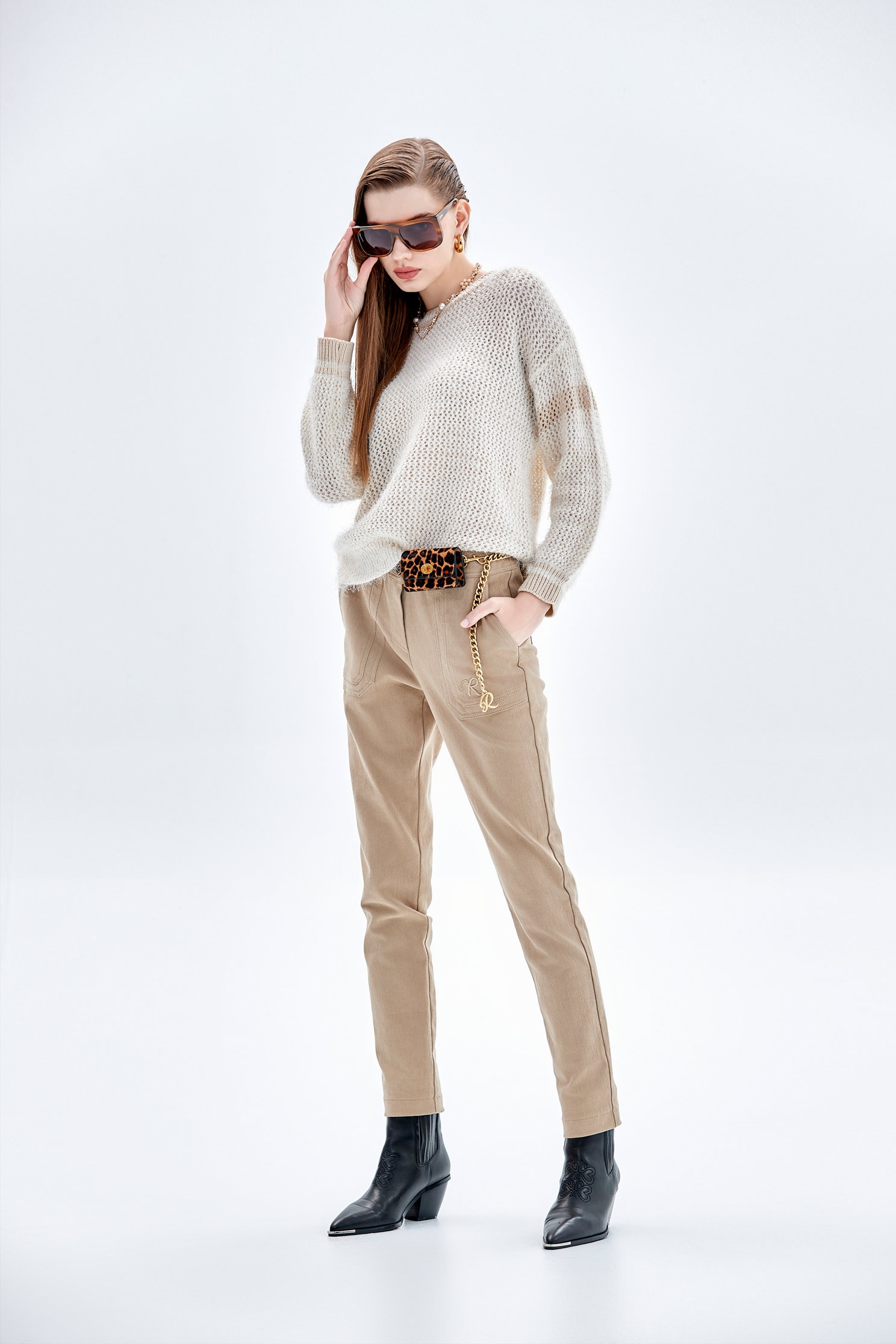 月見草色牛仔長褲月見草色牛仔長褲,牛仔,秋冬穿搭,窄管褲,褲子