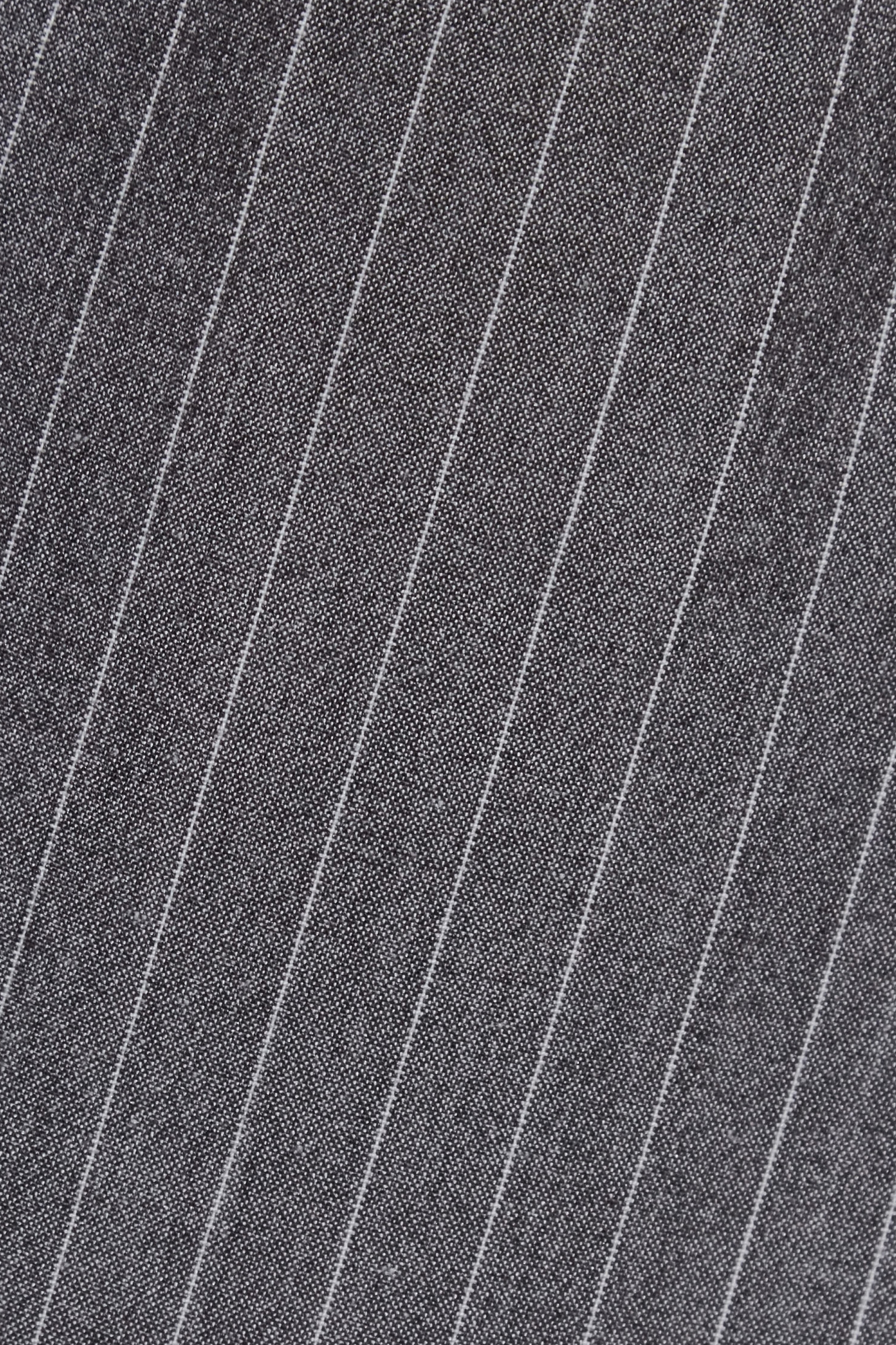 靜謐灰細條紋寬腿褲靜謐灰細條紋寬腿褲,上班OL穿搭,人氣商品,寬褲,時髦成套搭配,條紋,秋冬穿搭,腰帶,褲子