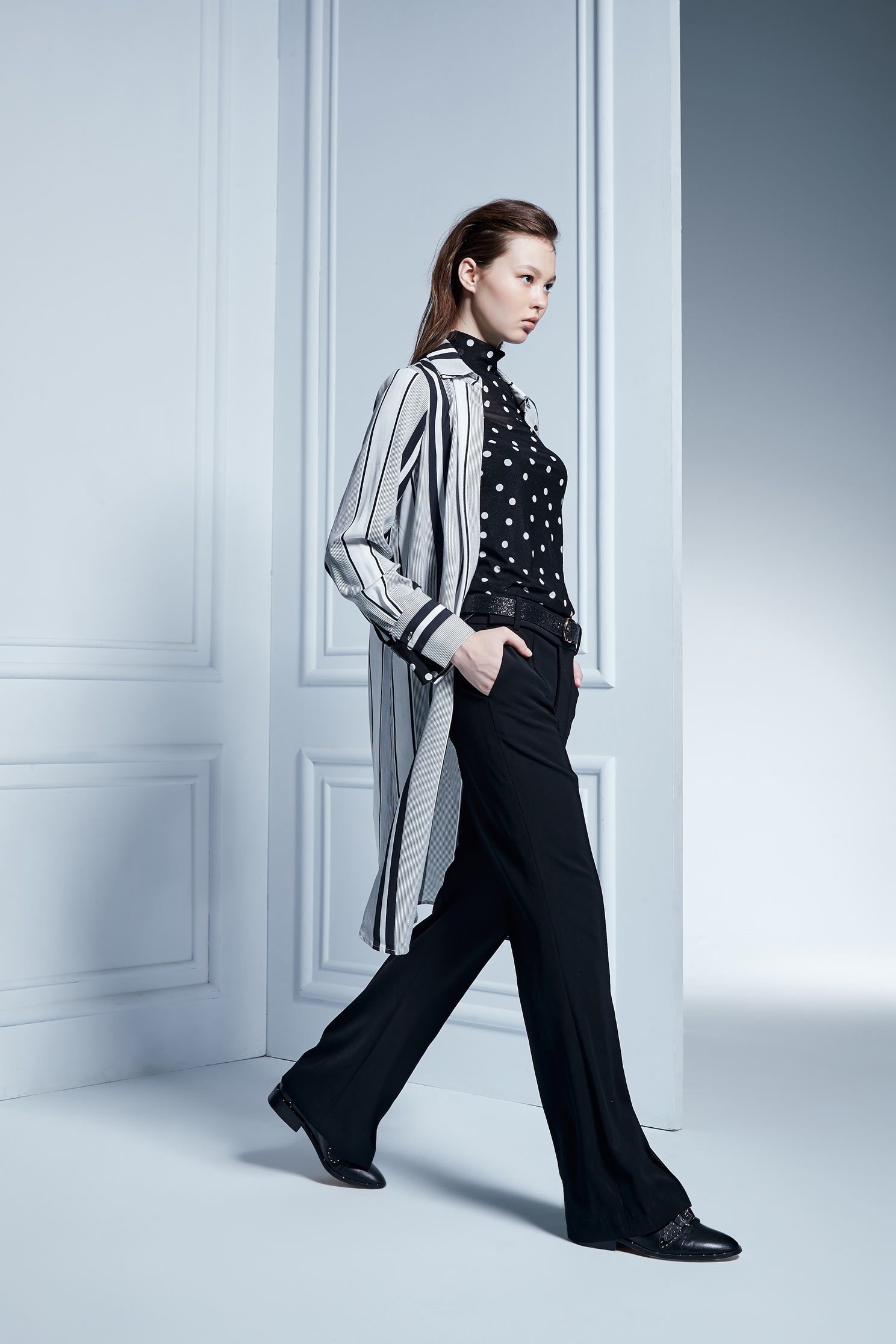 Leather strap trim trousers,Bell Bottom Jeans,皮革,i-select,Pants,長褲,Thin pants,Black trousers