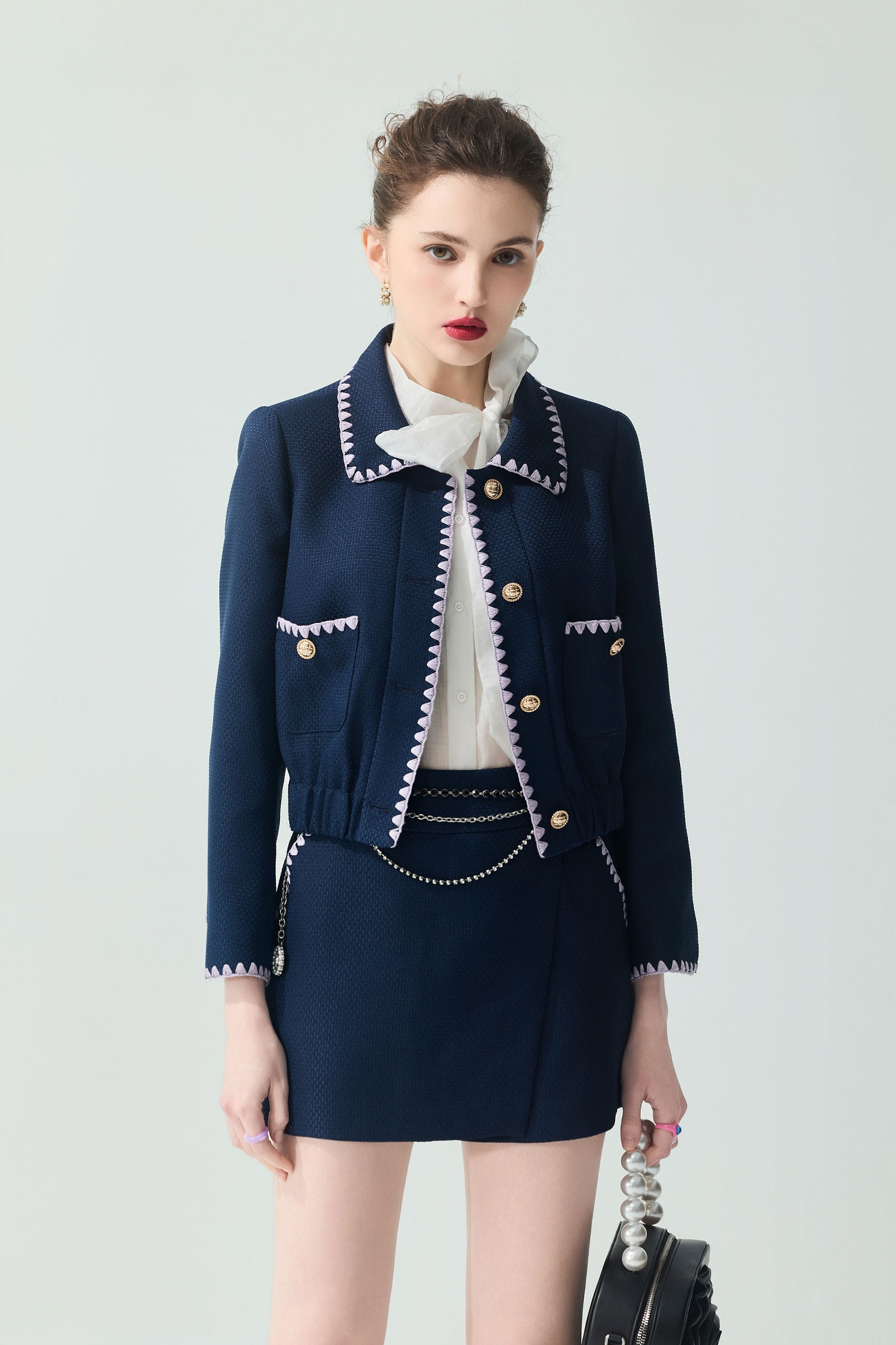 銀河丁香紫刺繡邊短褲銀河丁香紫刺繡邊短褲,刺繡,春夏穿搭,時髦成套搭配,短褲,褲子