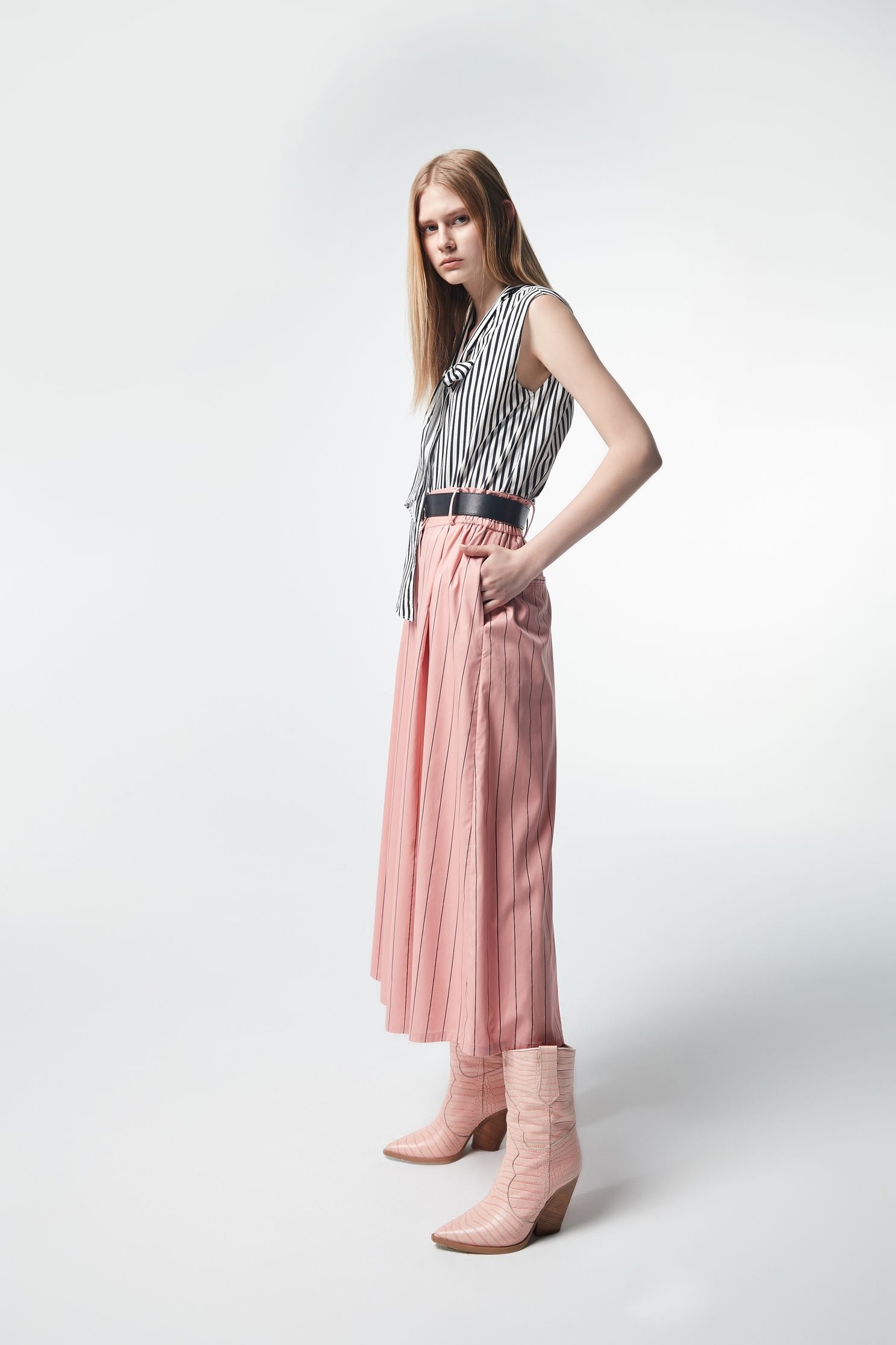 Striped culottes,Cropped wide pants,culottespants,i-select,pants,culottes,girlfriendsspringtour