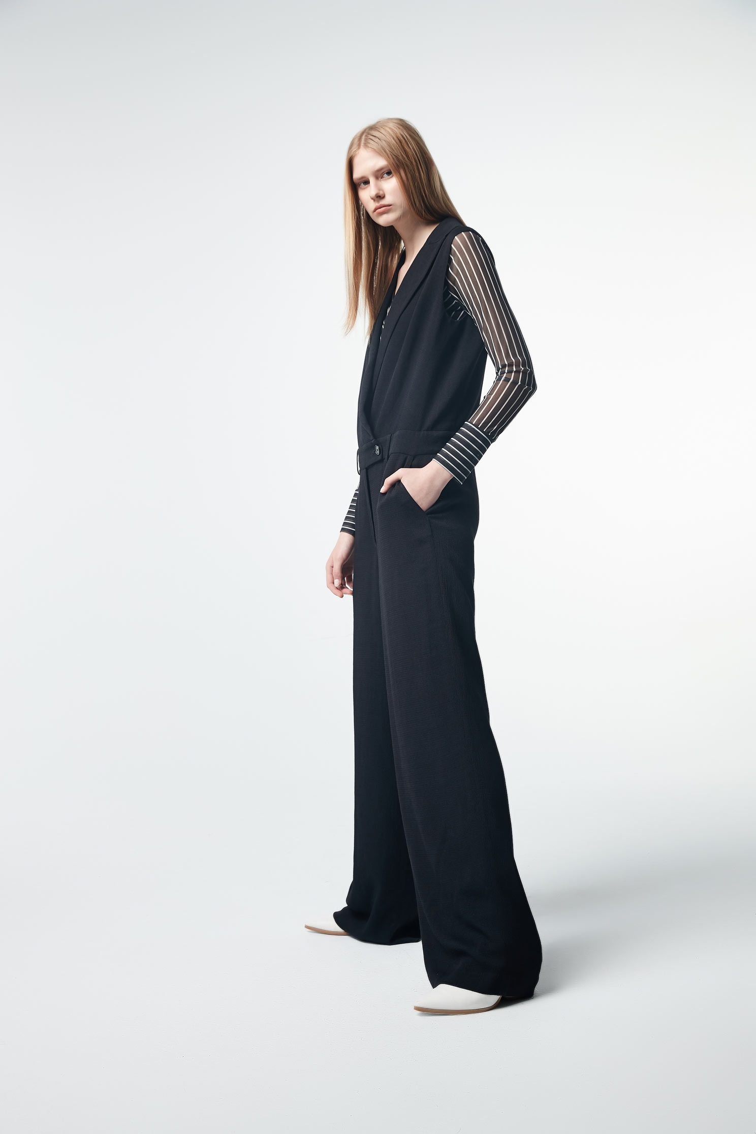 Suit jumpsuits,i-select,vest,pants,jumpsuit,blackpants