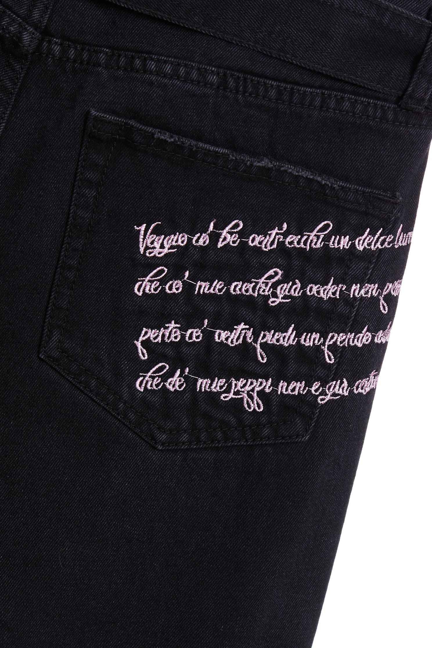 Back pocket embroidered with strap denim trousers,Tanning,embroidery,cowboy,Jeans,Women's denim trousers,embroidered,長褲,Black jeans,Black trousers