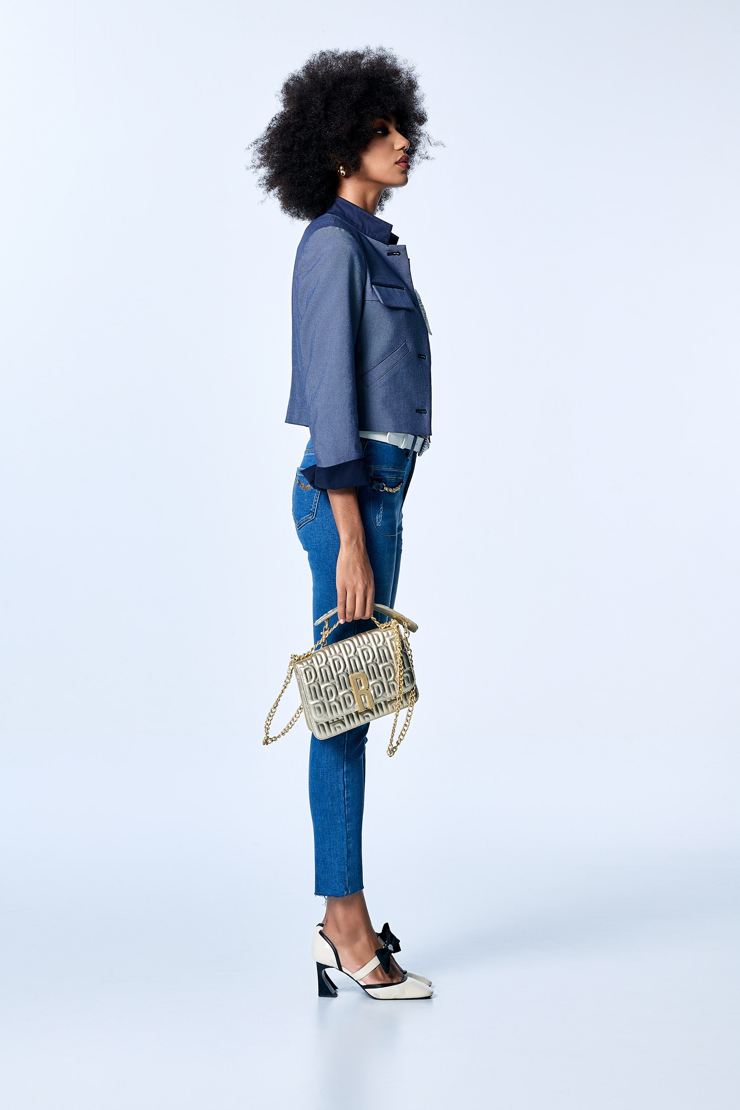 小香風鍊飾牛仔褲小香風鍊飾牛仔褲,小香風,春夏穿搭,牛仔,牛仔褲,褲子