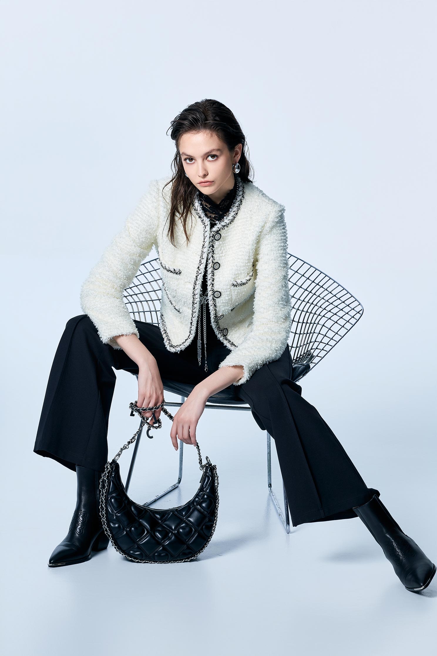 極瘦彈性喇叭全長褲極瘦彈性喇叭全長褲,上班OL穿搭,人氣商品,寬褲,春夏穿搭,褲子,黑色褲子