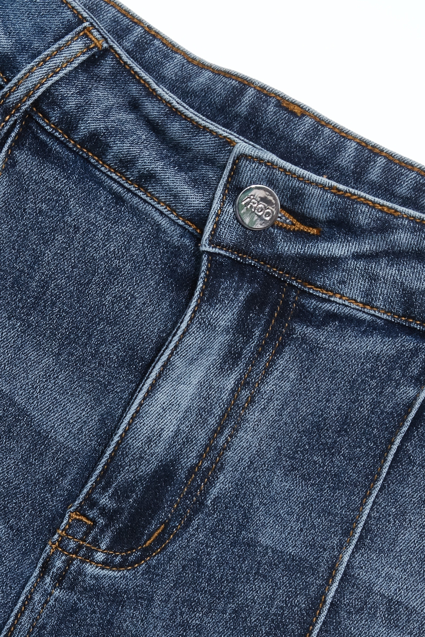 側配色顯瘦牛仔喇叭褲側配色顯瘦年仔喇叭褲,上班OL穿搭,丹寧,喇叭褲,牛仔,牛仔褲,秋冬穿搭,約會特輯,褲子