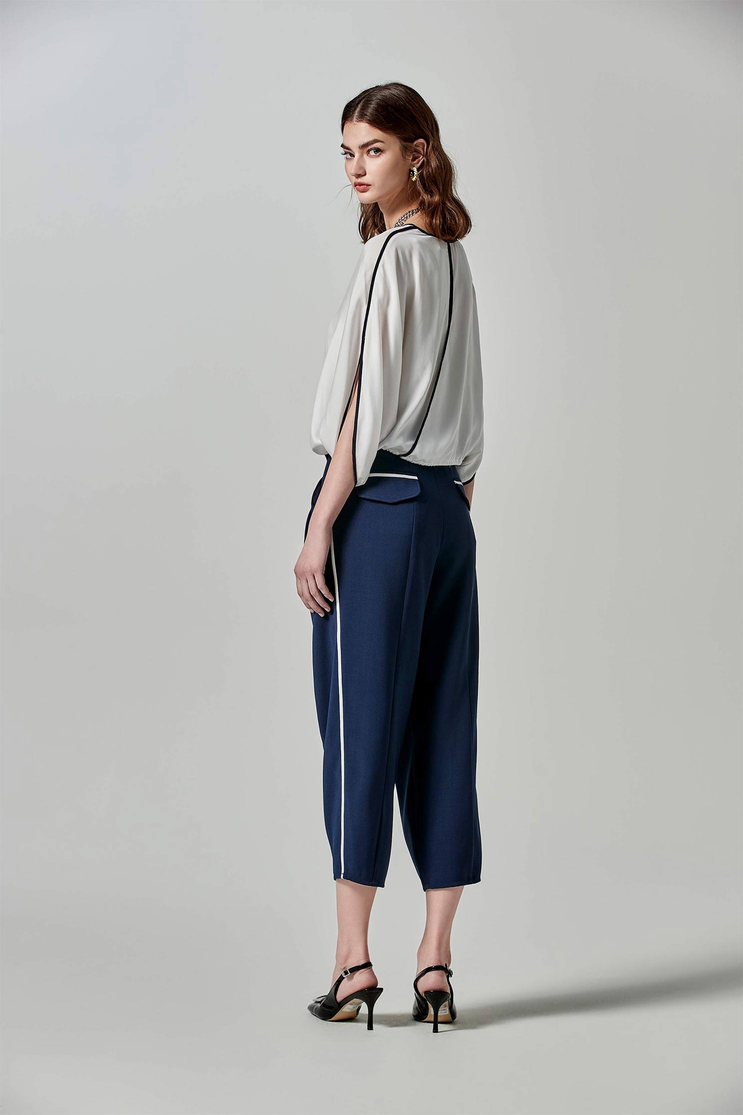 跳色包邊錐形褲跳色包邊錐形褲,春夏穿搭,褲子