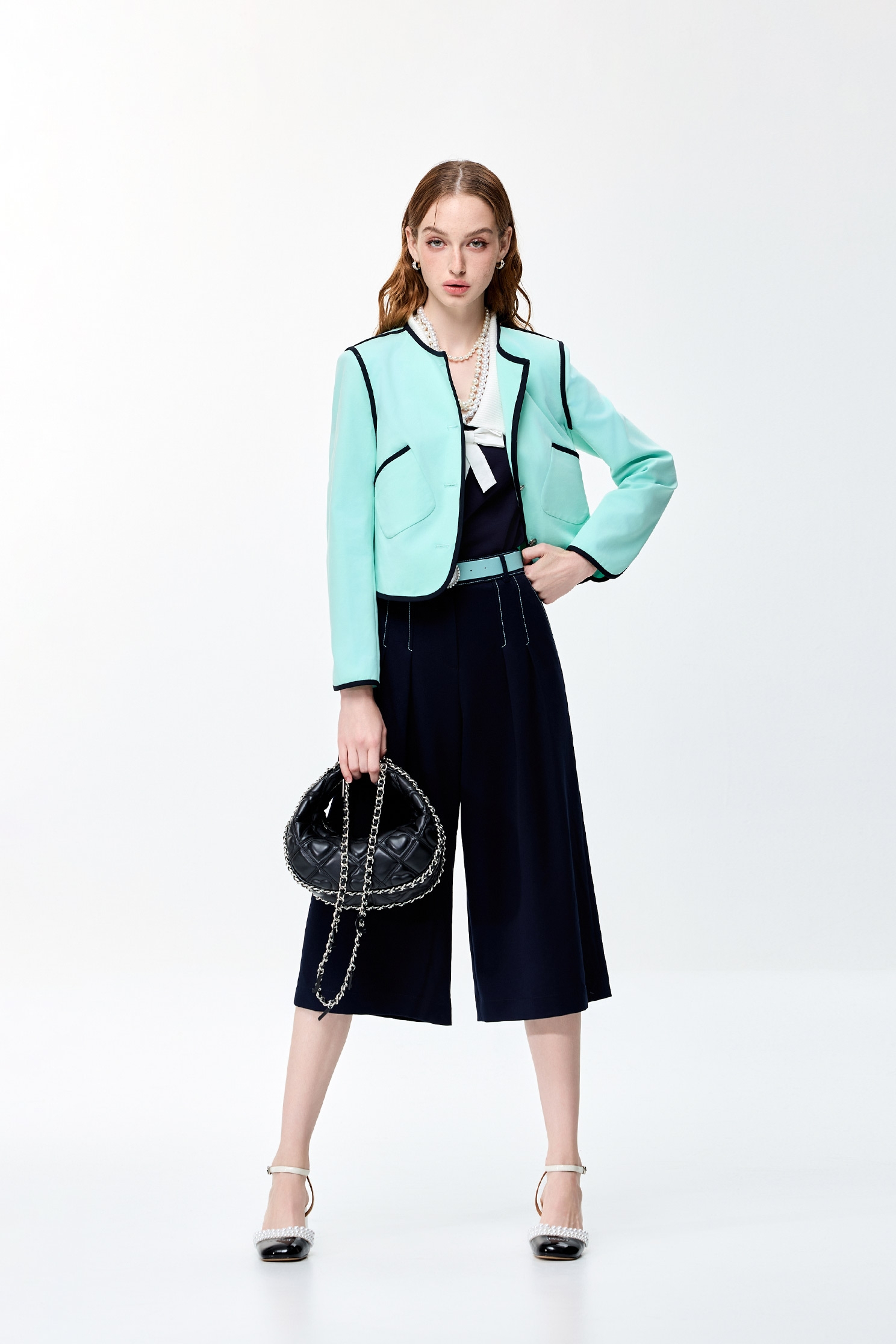 鑲冰綠色邊線寬腿褲鑲冰綠色邊線寬腿褲,上班OL穿搭,寬褲,春夏穿搭,褲子