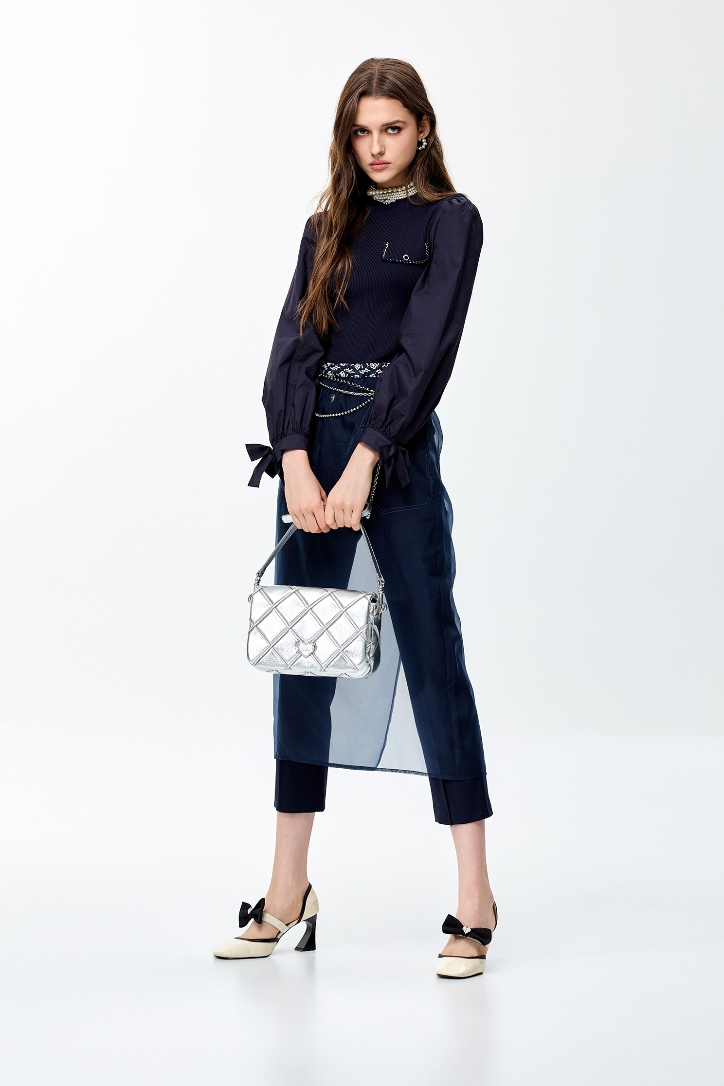 口袋鑲冰綠色邊線長褲口袋鑲冰綠色邊線長褲,上班OL穿搭,春夏穿搭,窄管褲,褲子