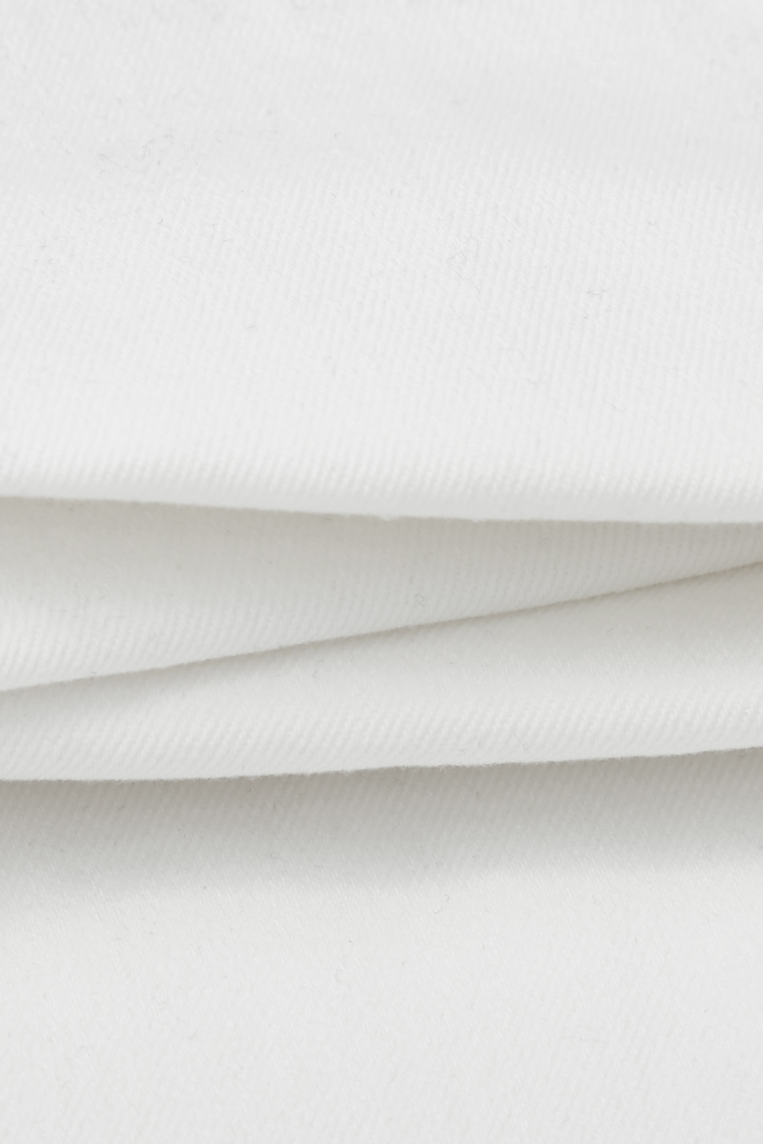 奶白色刷破設計反摺牛仔褲奶白色刷破設計反摺牛仔褲,上班OL穿搭,春夏穿搭,牛仔,牛仔褲,白色褲子,純棉