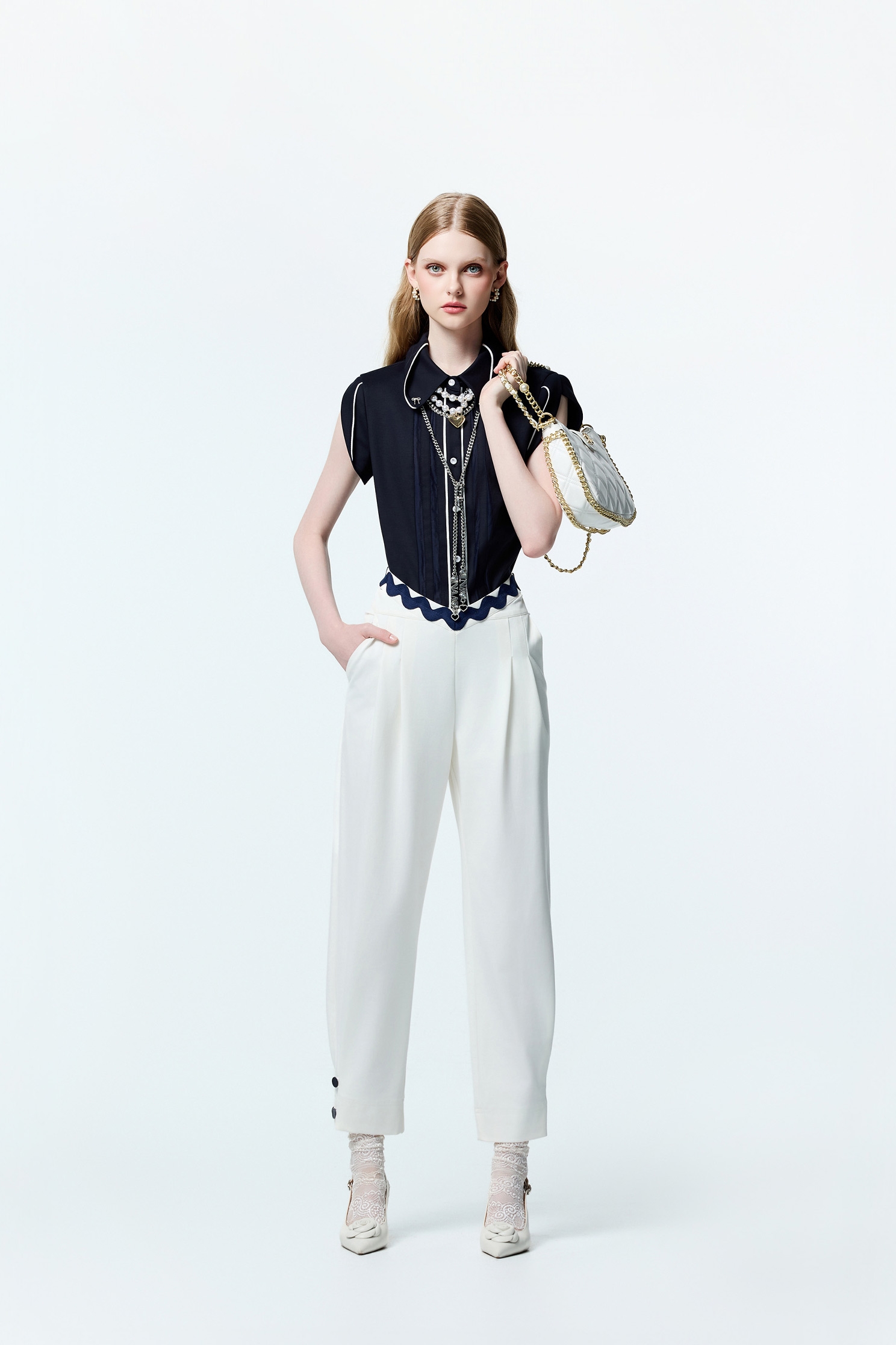 綴波浪織帶長褲綴波浪織帶長褲,上班OL穿搭,喇叭褲,春夏穿搭,白色褲子,白色長褲,褲子