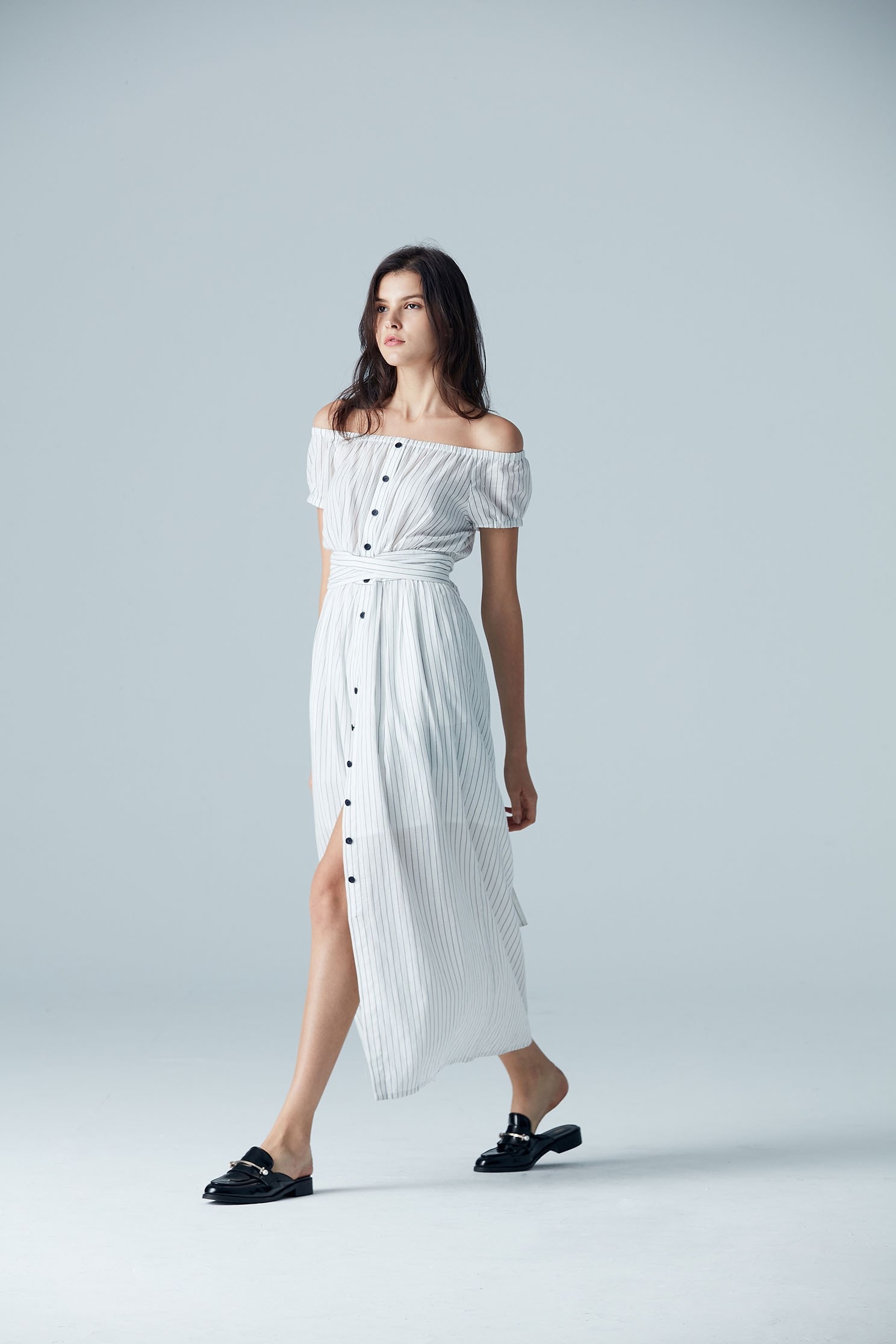 Elegant one-piece dress in stripes,boatneckdress,dress,shortsleevedress,longdress