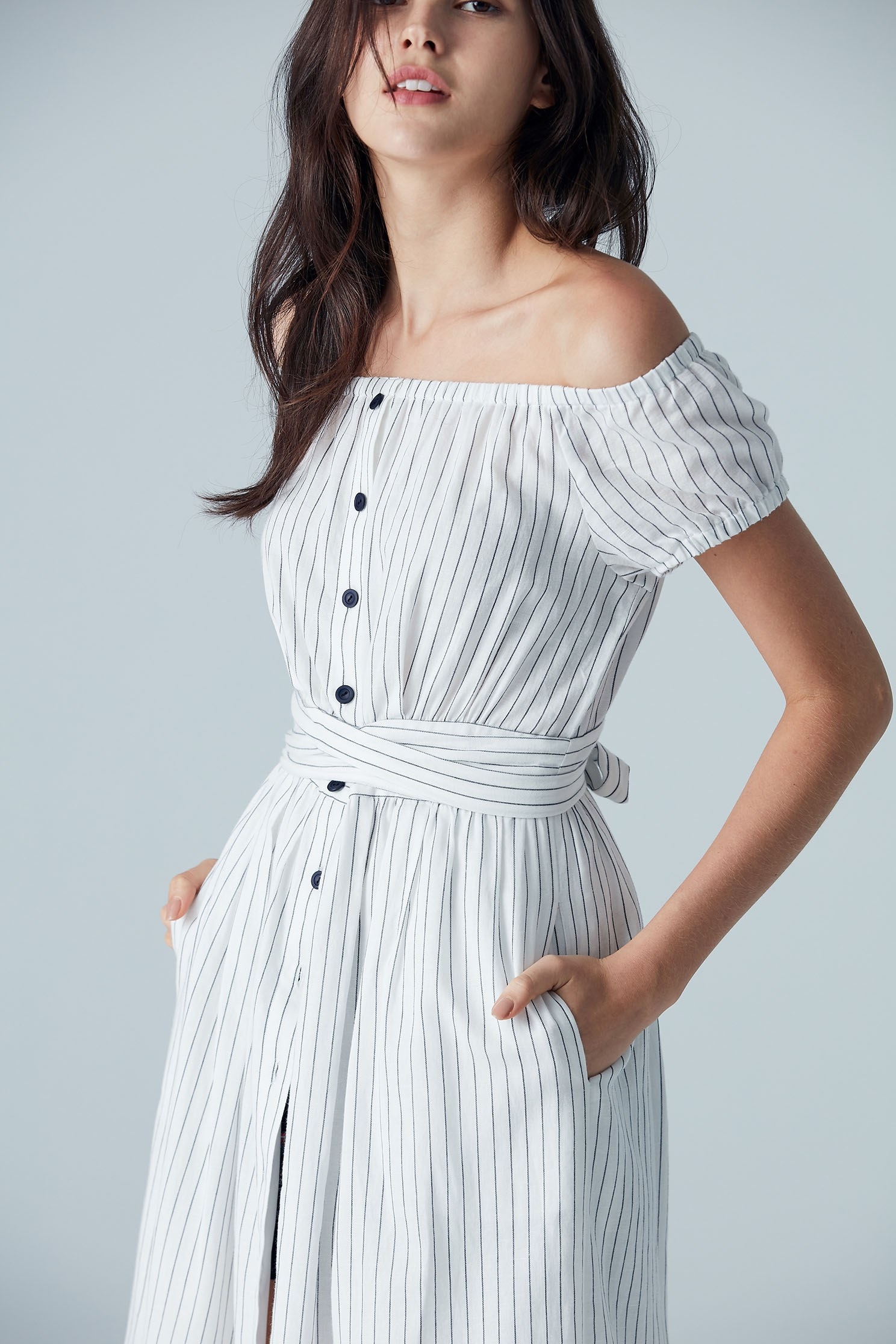 Elegant one-piece dress in stripes,boatneckdress,dress,shortsleevedress,longdress