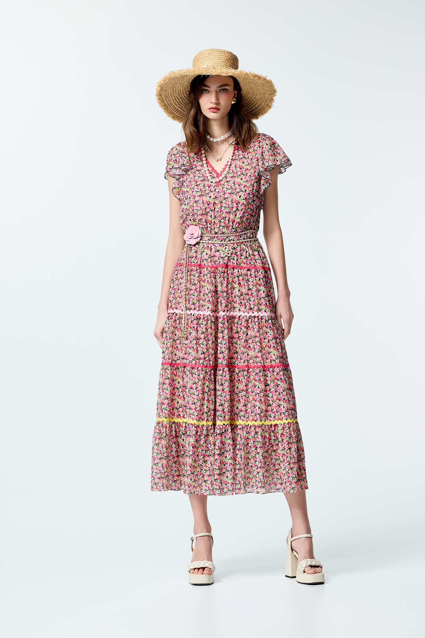 花菱草印花荷葉袖洋裝花菱草印花荷葉袖洋裝,一般洋裝,印花洋裝,小禮服,春夏穿搭,洋裝特輯,荷葉,雪紡,雪紡洋裝